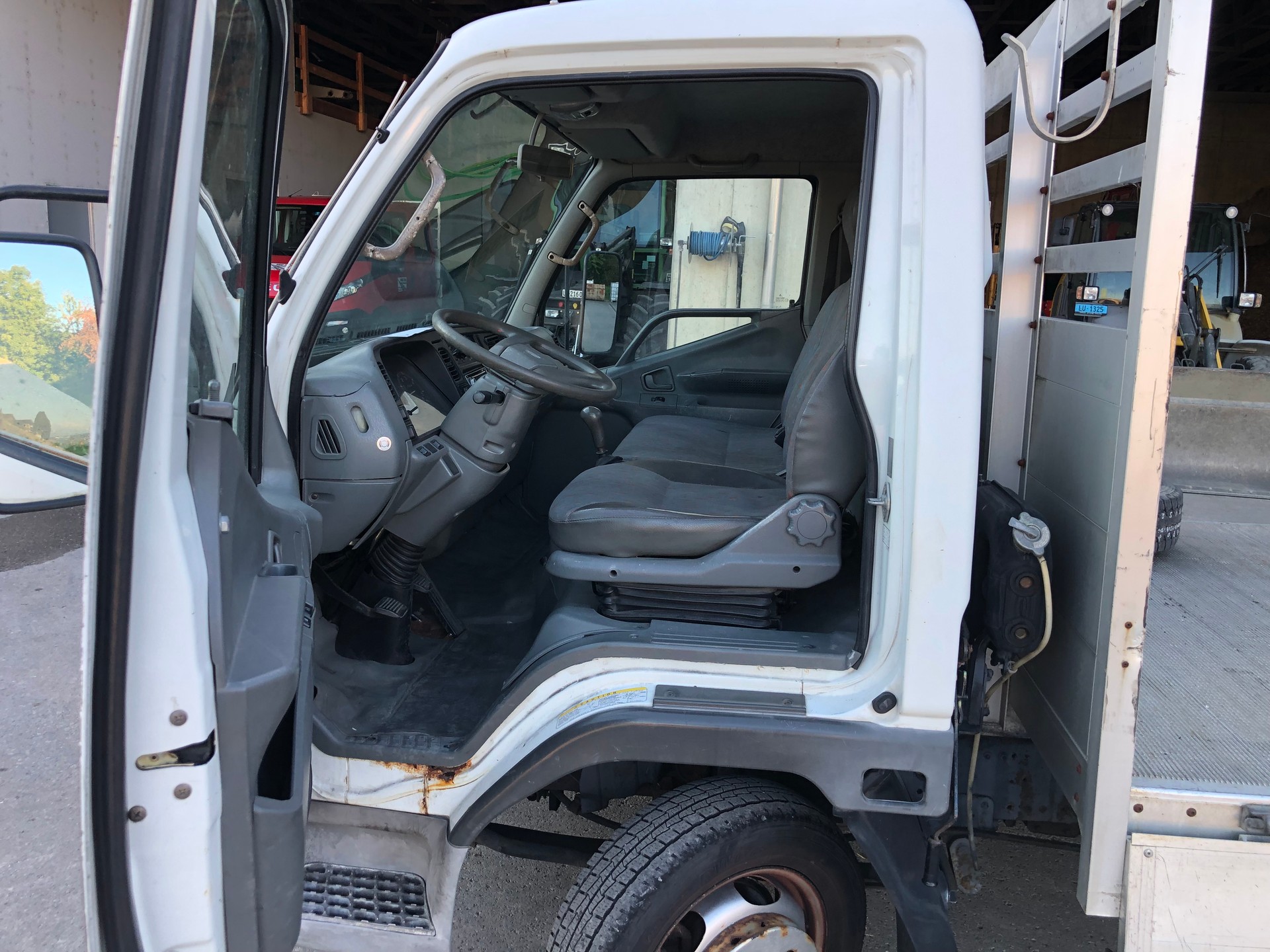 MITSUBISHI Canter 2.8TD 335-image-5