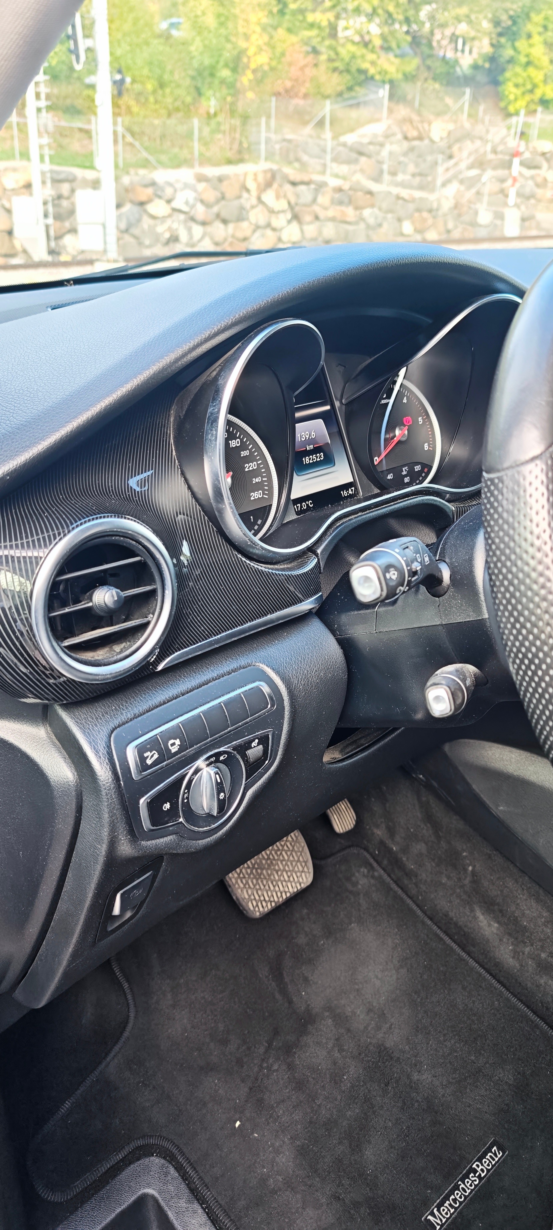 MERCEDES-BENZ V 250 d lang 4Matic 7G-Tronic-image-8