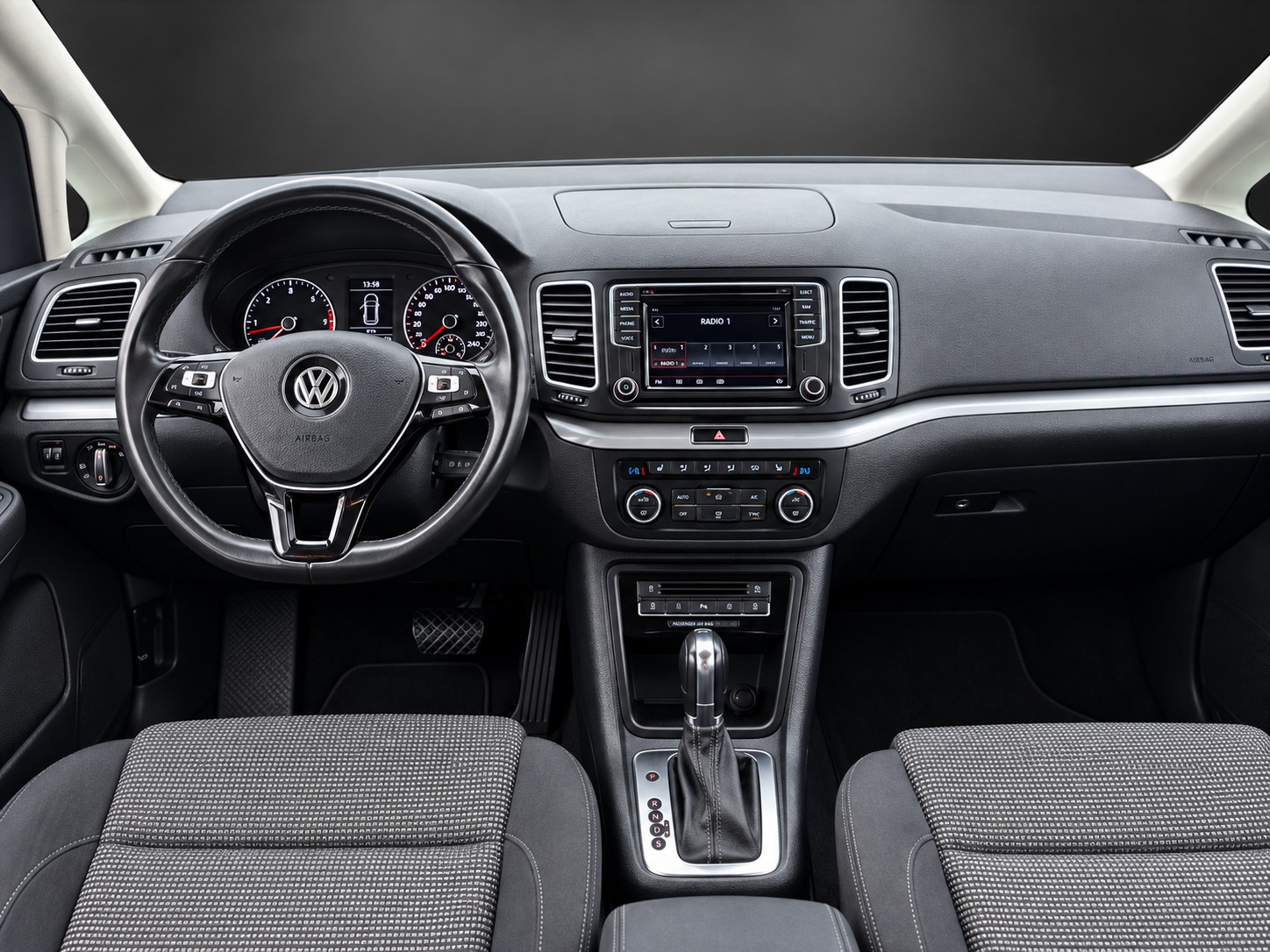 VW Sharan 2.0 TSI Comfortline DSG mit 200 PS * 7-Plätzer *-image-10