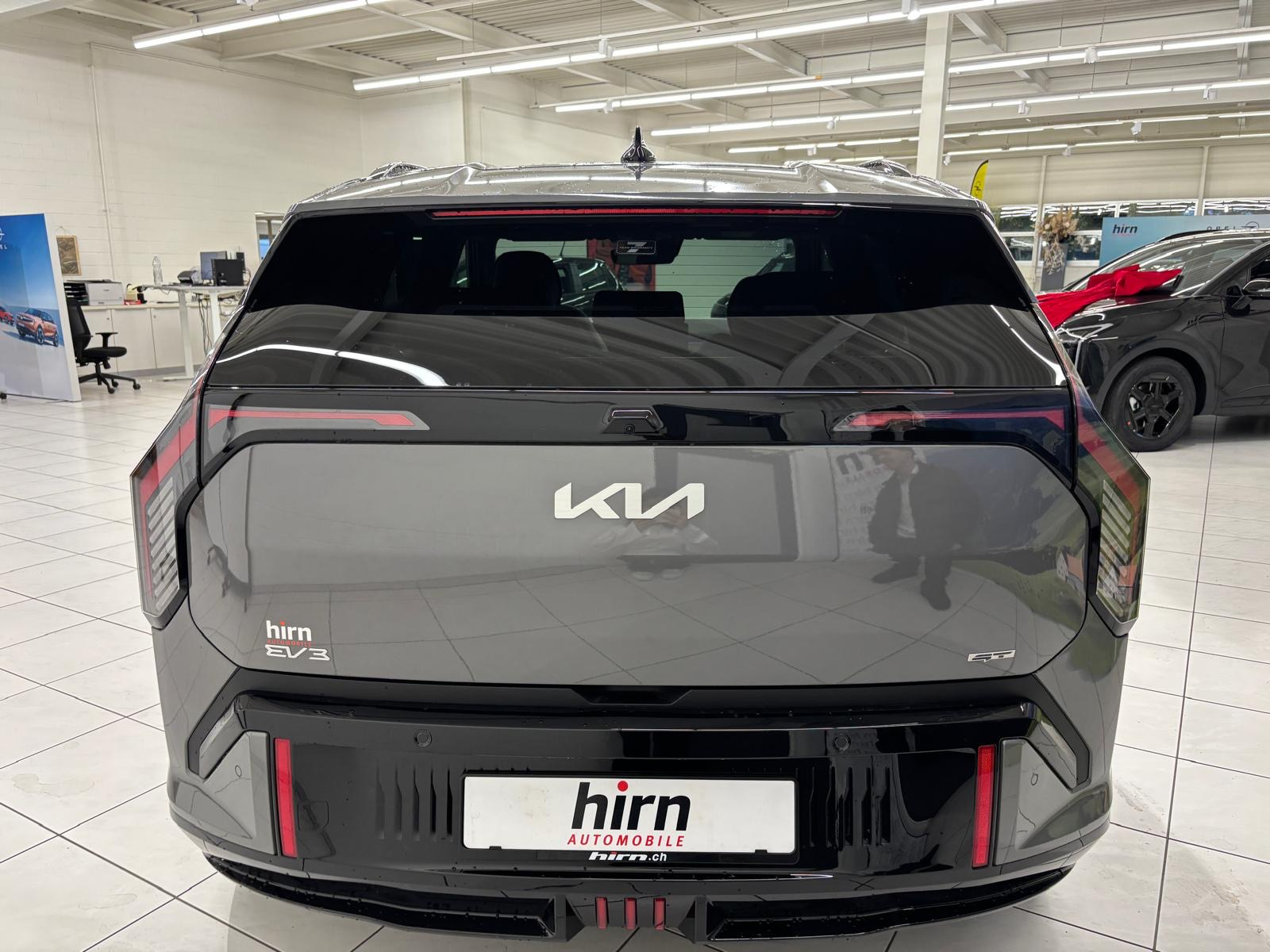 KIA EV3 81 kWh GT 4x4-image-4