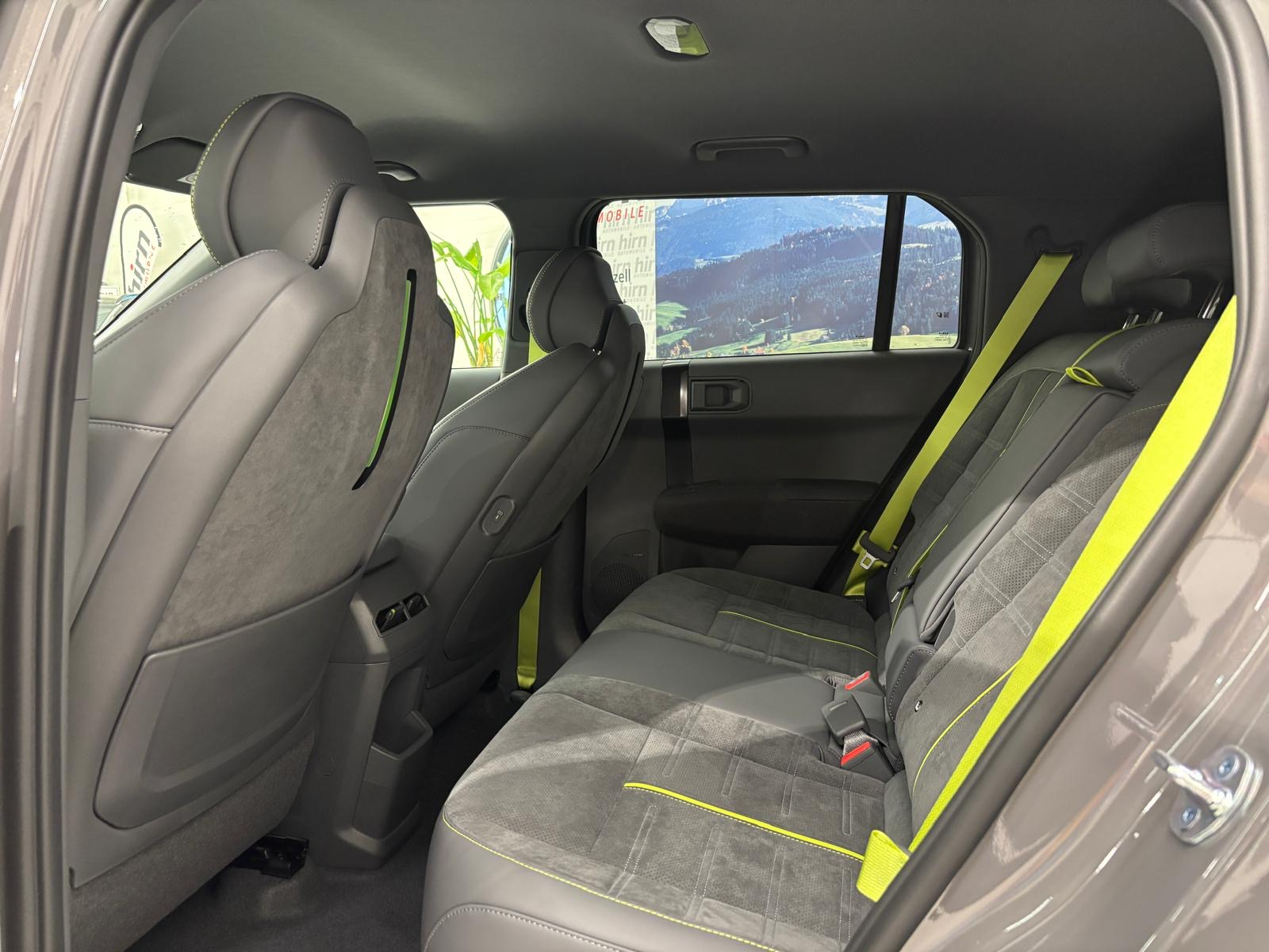 KIA EV3 81 kWh GT 4x4-image-15