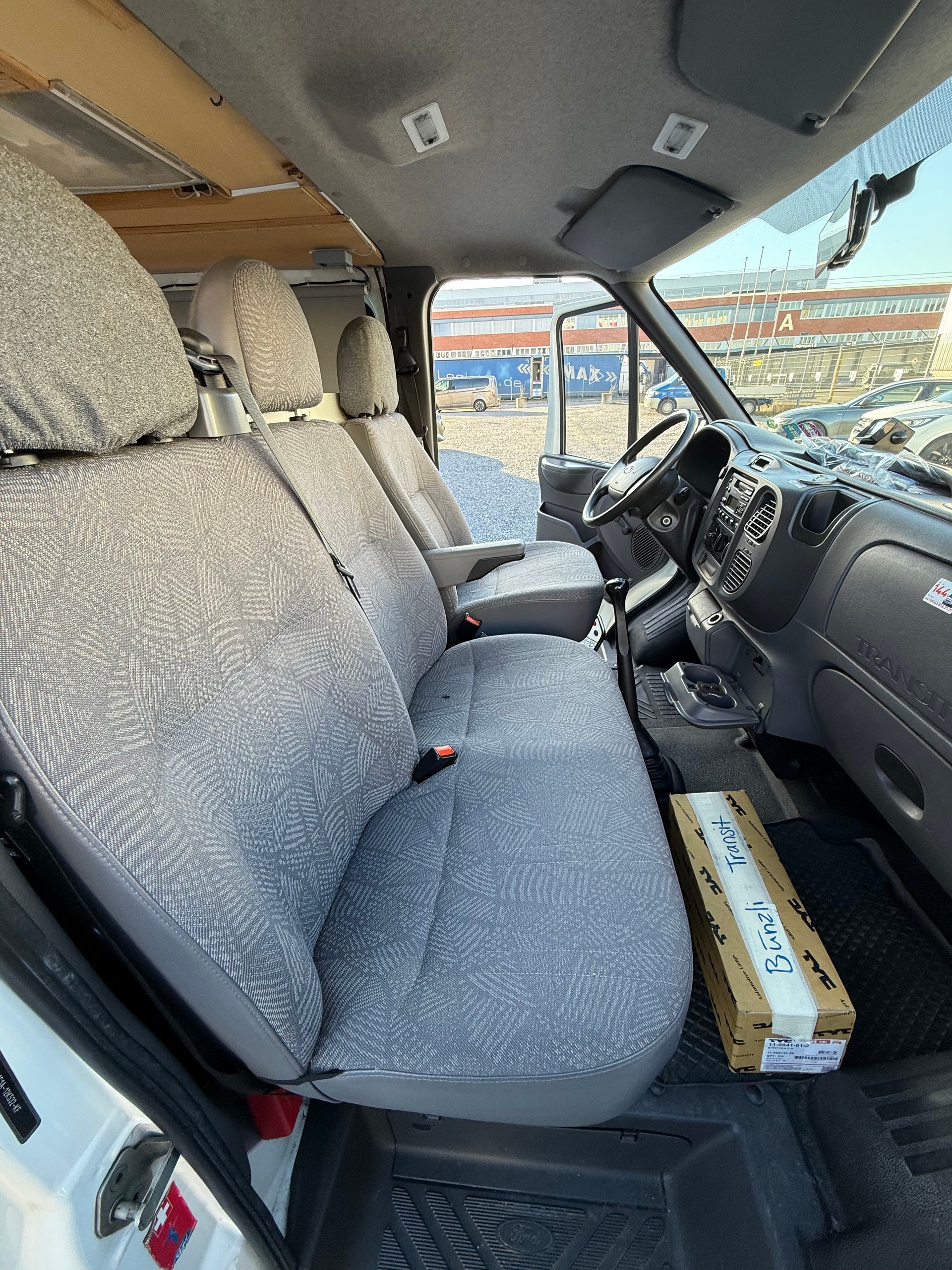 FORD Transit 300 S Wohnwagen-image-5