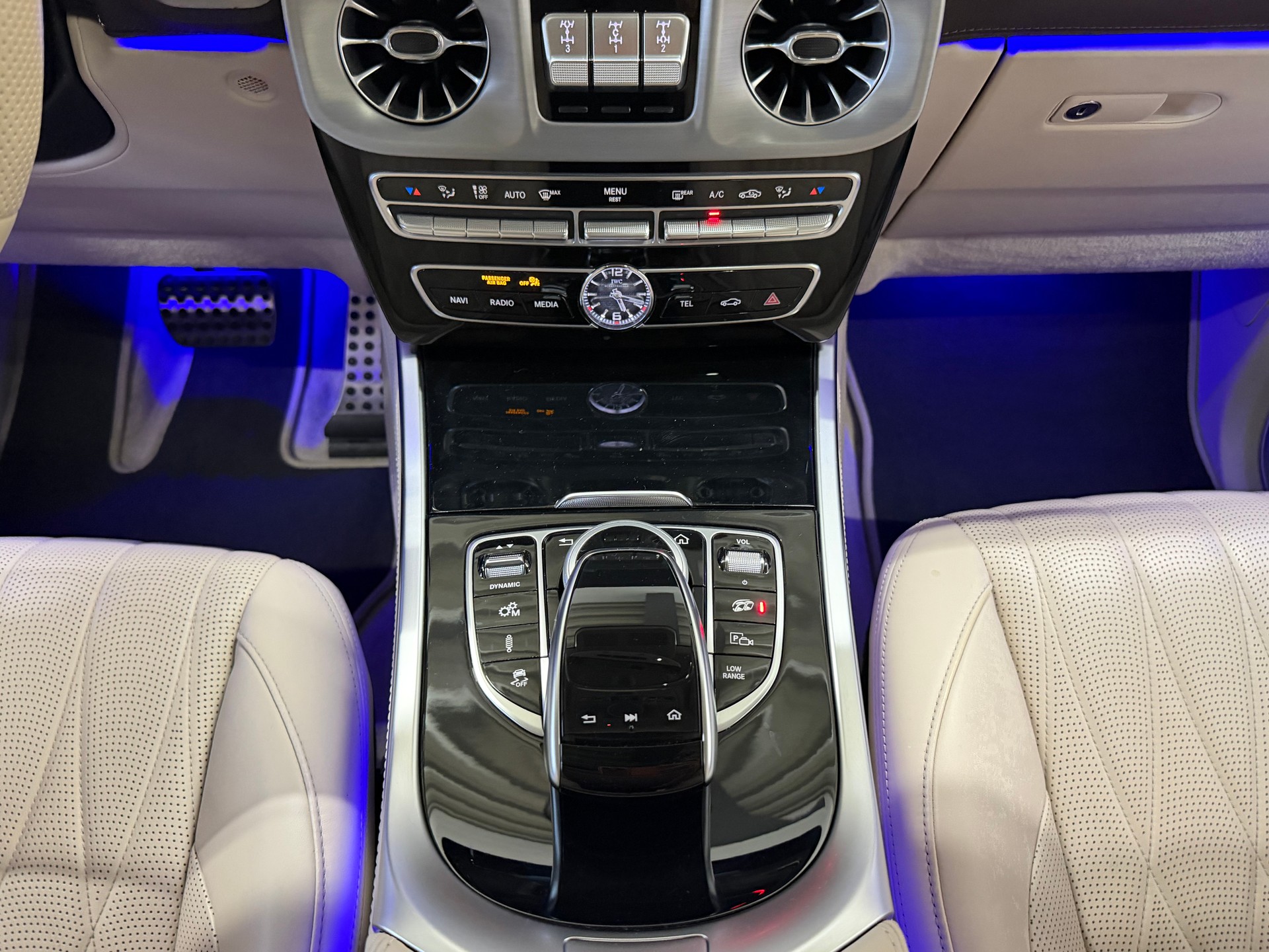 MERCEDES-BENZ G 63 AMG Speedshift Plus G-Tronic-image-14