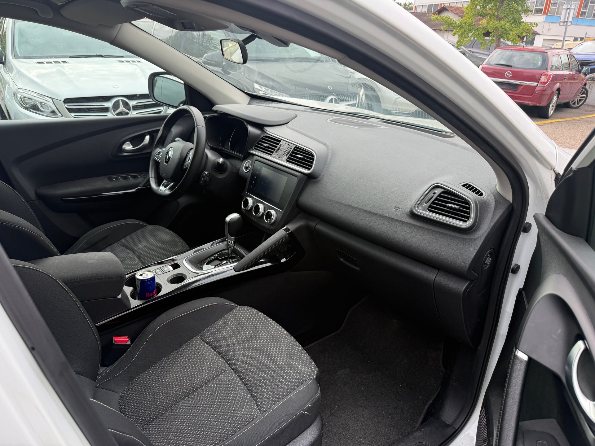 RENAULT Kadjar 1.3 16V Turbo Business EDC-image-7