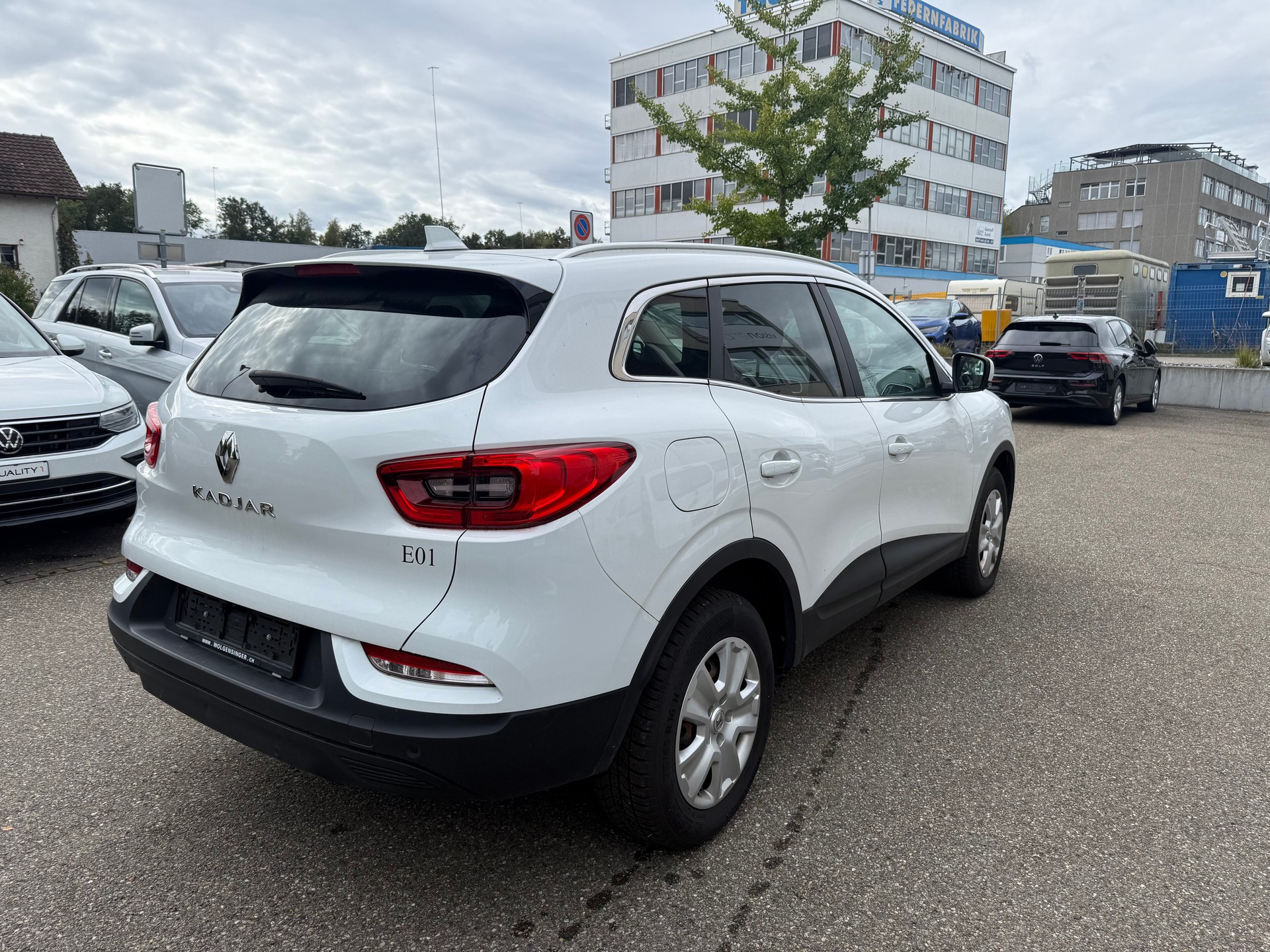 RENAULT Kadjar 1.3 16V Turbo Business EDC-image-5