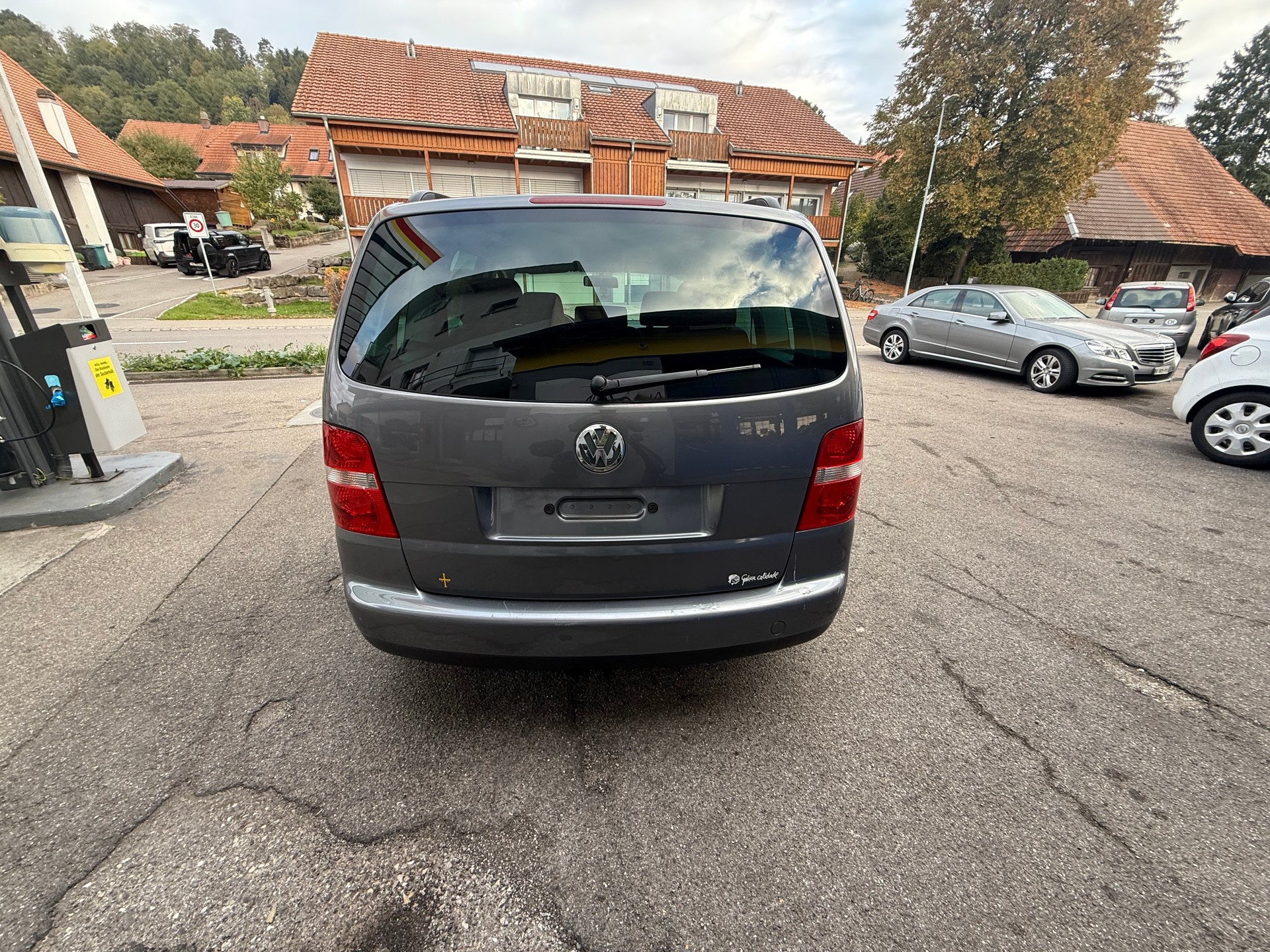 VW Touran 1.9 TDI-image-3