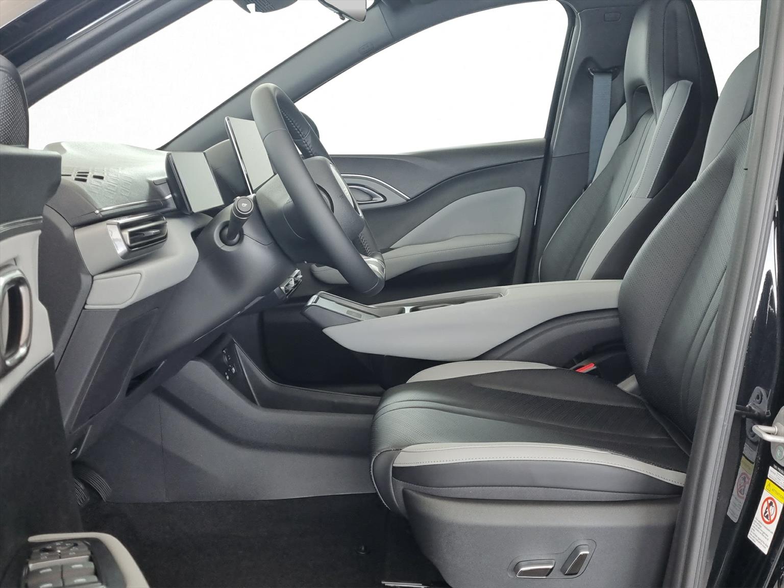 BYD Dolphin Surf 43kWh Comfort-image-5