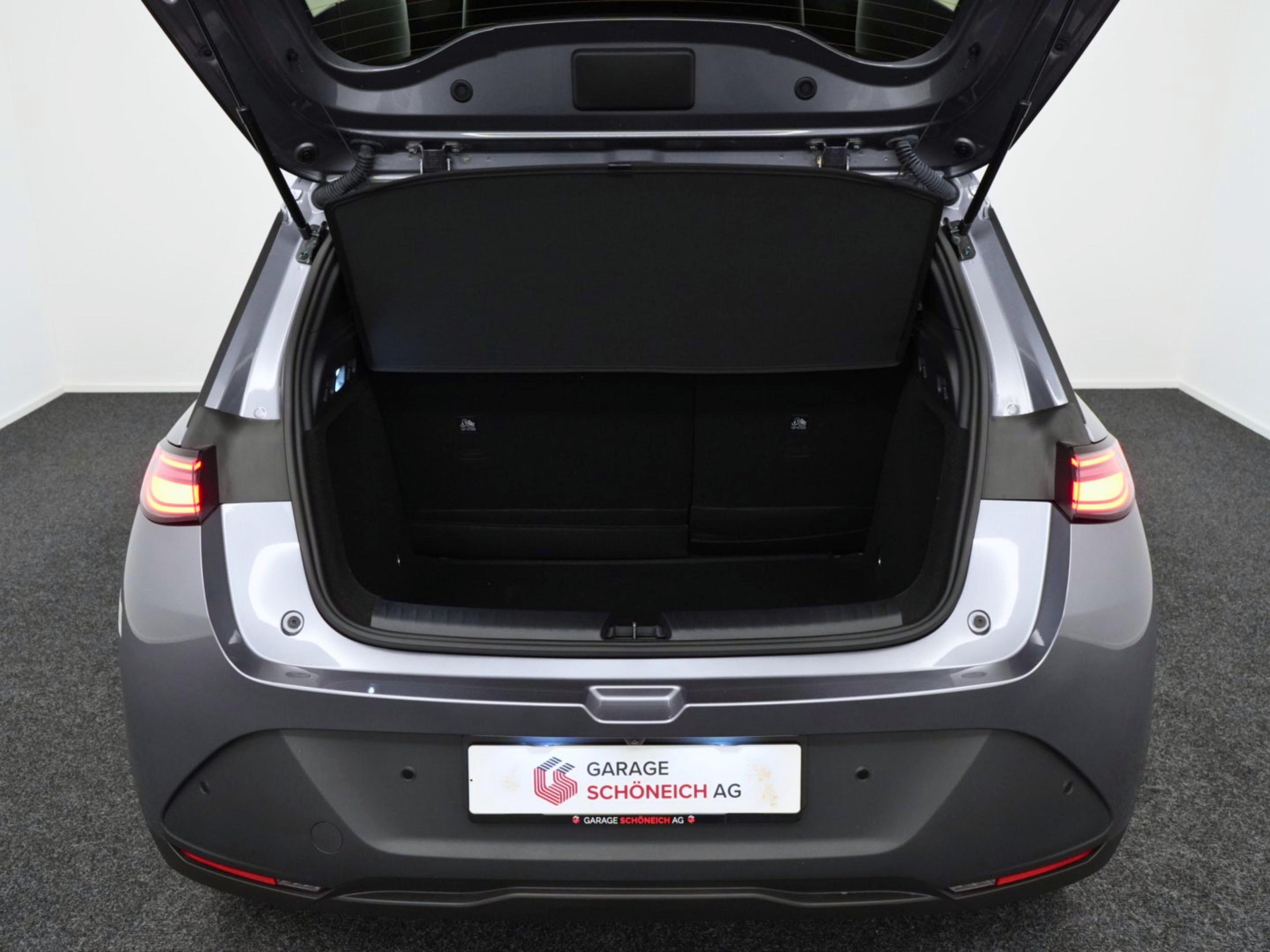 BYD Dolphin G DM-i Comfort-image-16