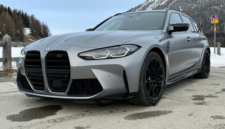 BMW M3 Touring xDrive Competition M ## carbon ceramic brakes 🇨🇭 Auto CH con gratis service-image-1