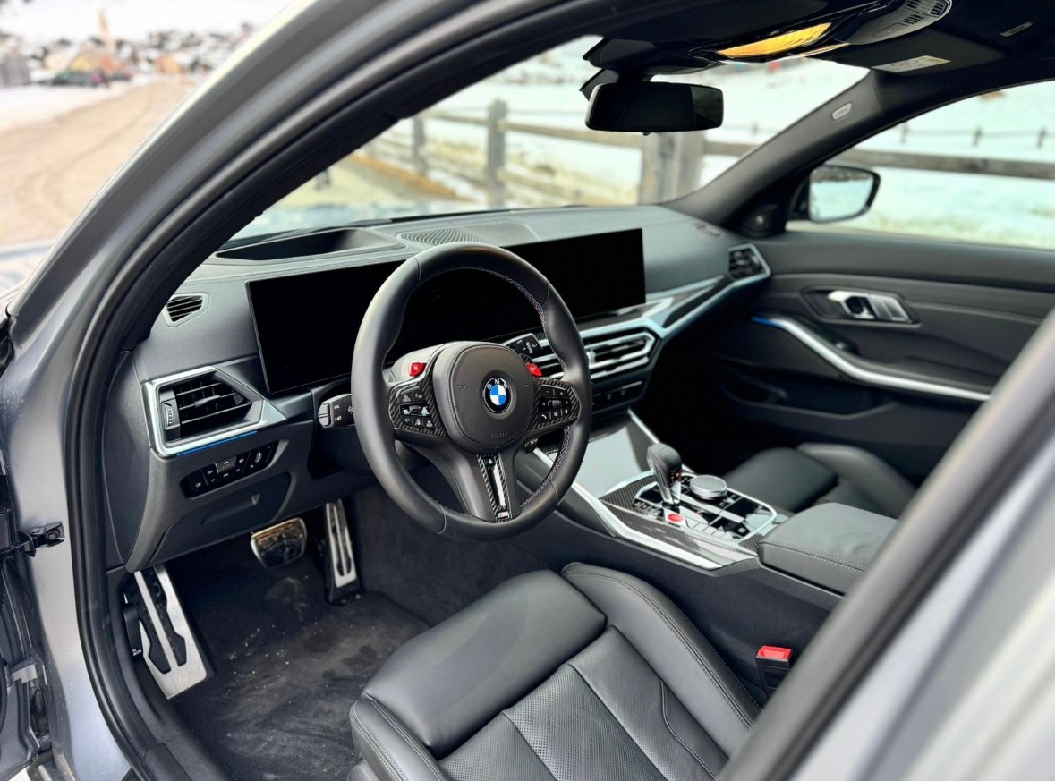 BMW M3 Touring xDrive Competition M ## carbon ceramic brakes 🇨🇭 Auto CH con gratis service-image-6
