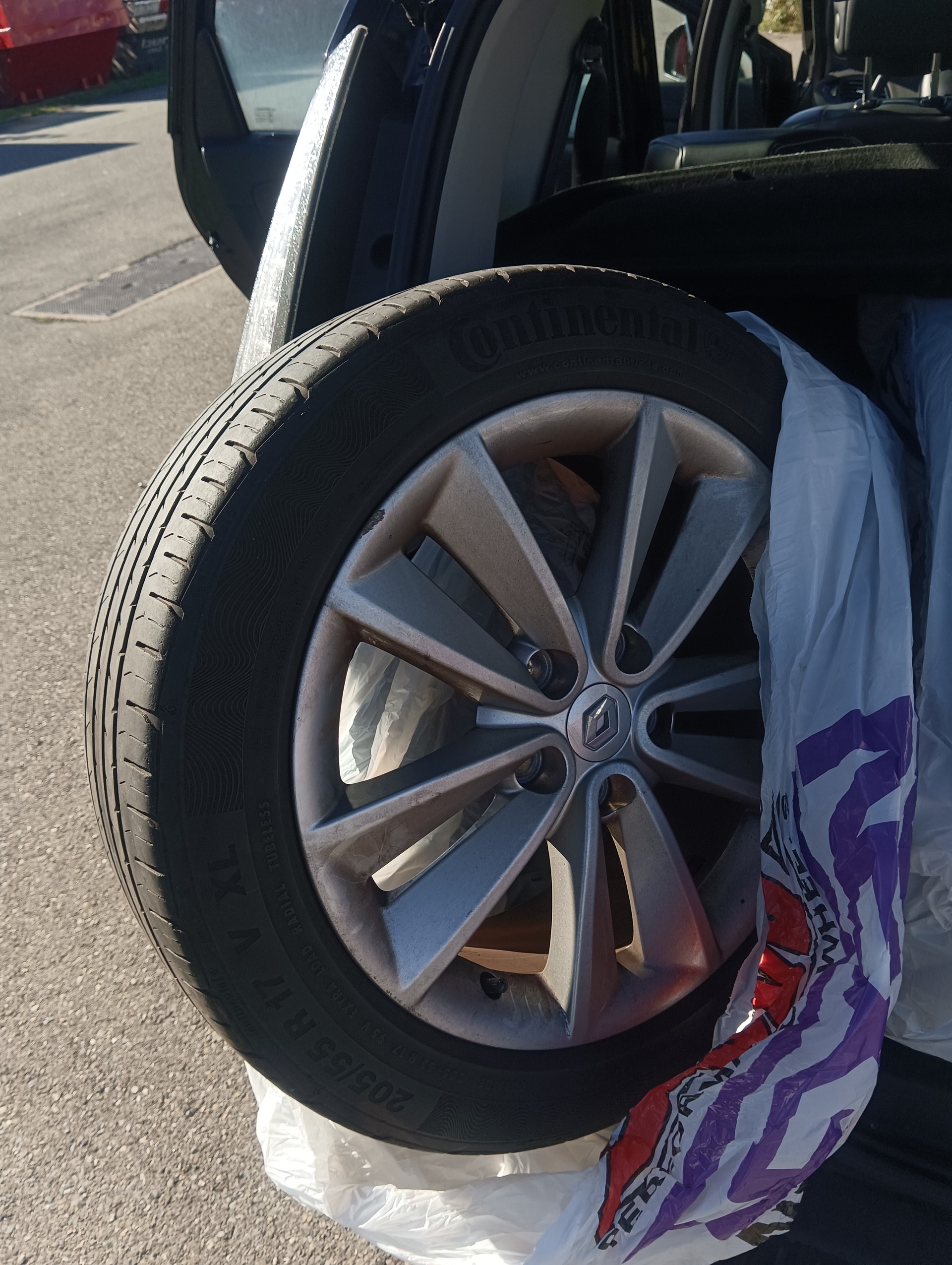 RENAULT Scénic 2.0 16V Dynamique X-Tronic CVT-image-5
