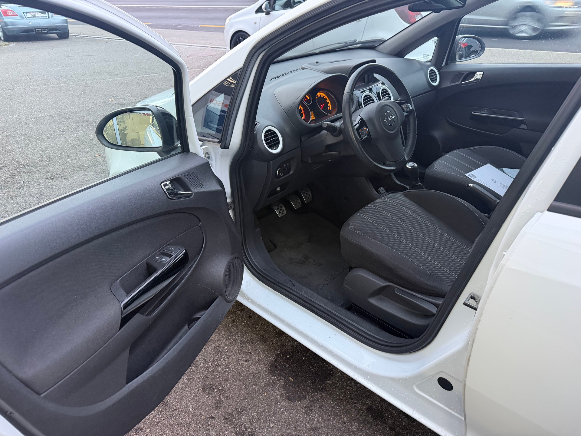 OPEL Corsa 1.4 TP Sport-image-6