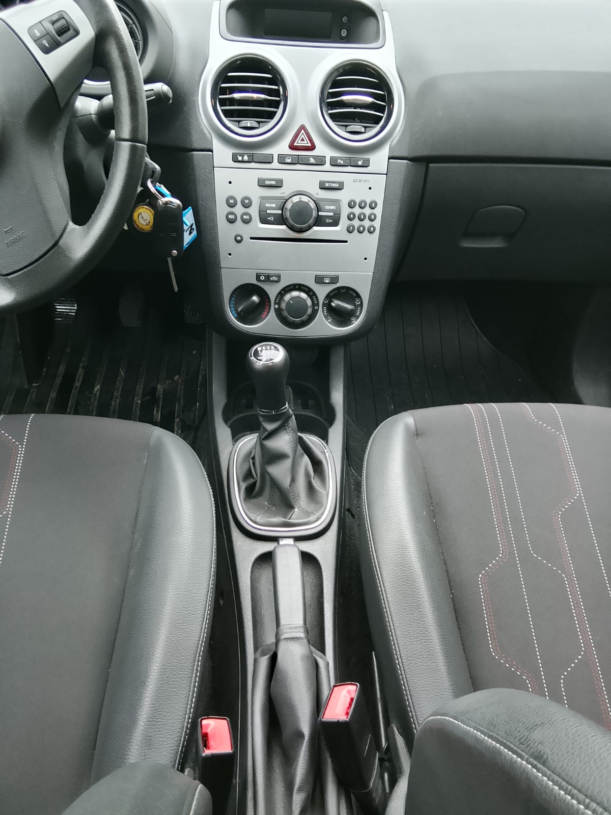 OPEL Corsa 1.4 TP Color Edition-image-5