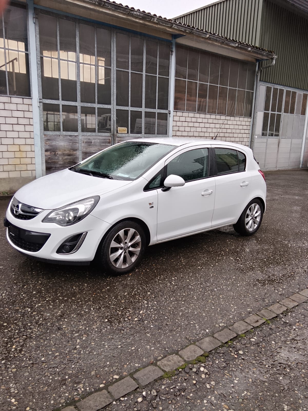 OPEL Corsa 1.4 TP Color Edition-image-1