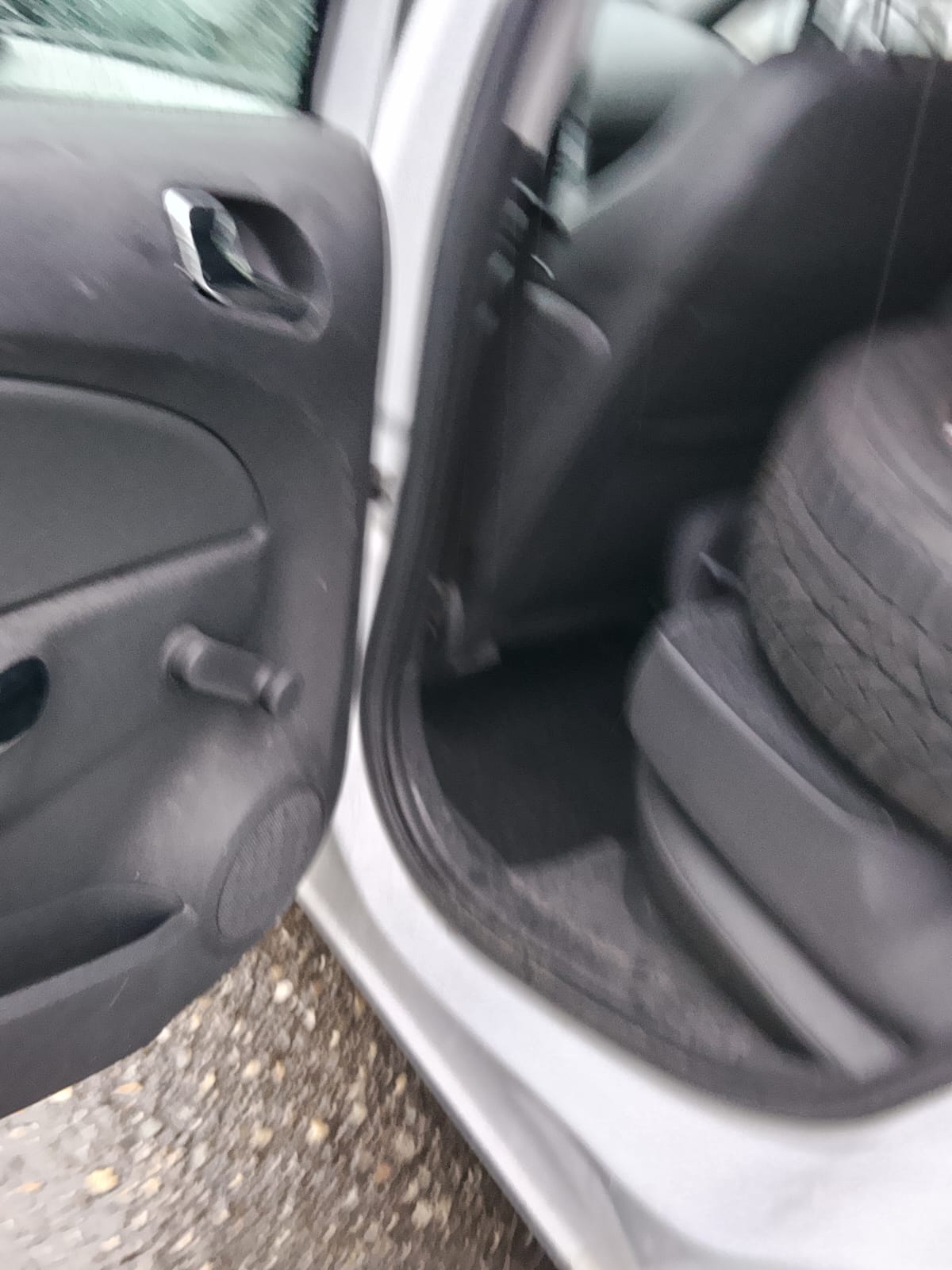 OPEL Corsa 1.4 TP Color Edition-image-7