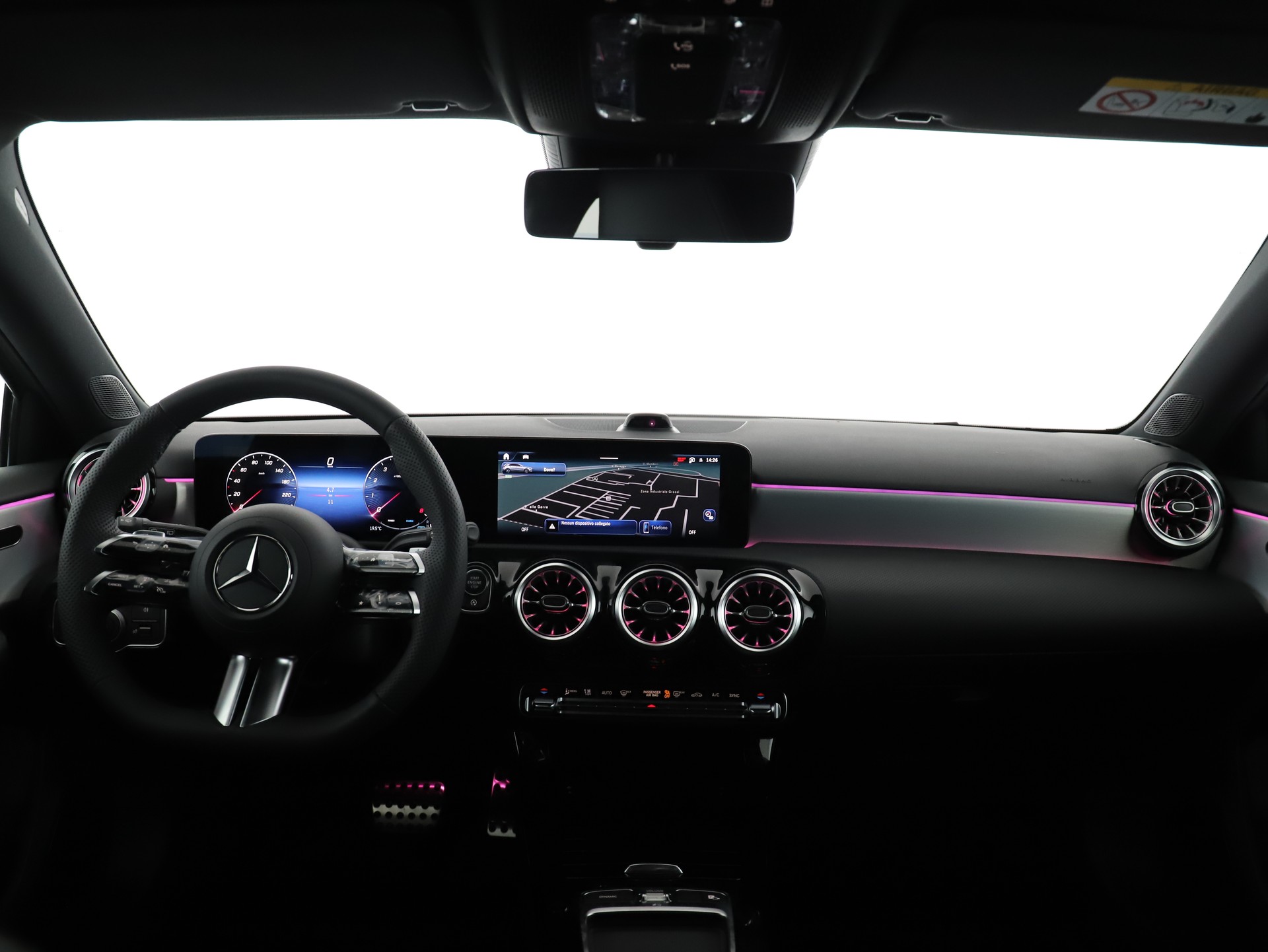 MERCEDES-BENZ A 200 7G-DCT-image-11