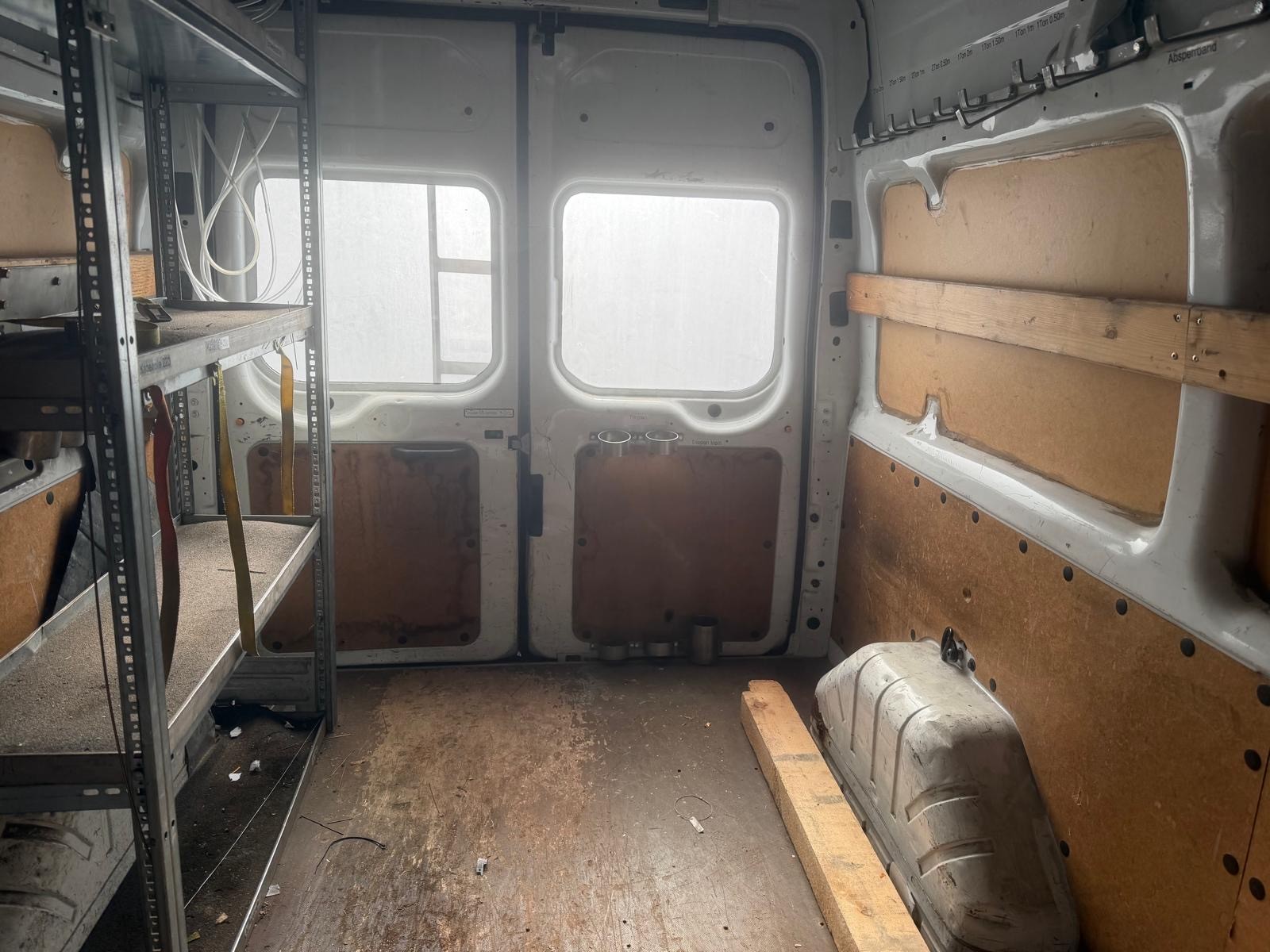 FORD Transit 2.2 TDCi 300 M Trend-image-8
