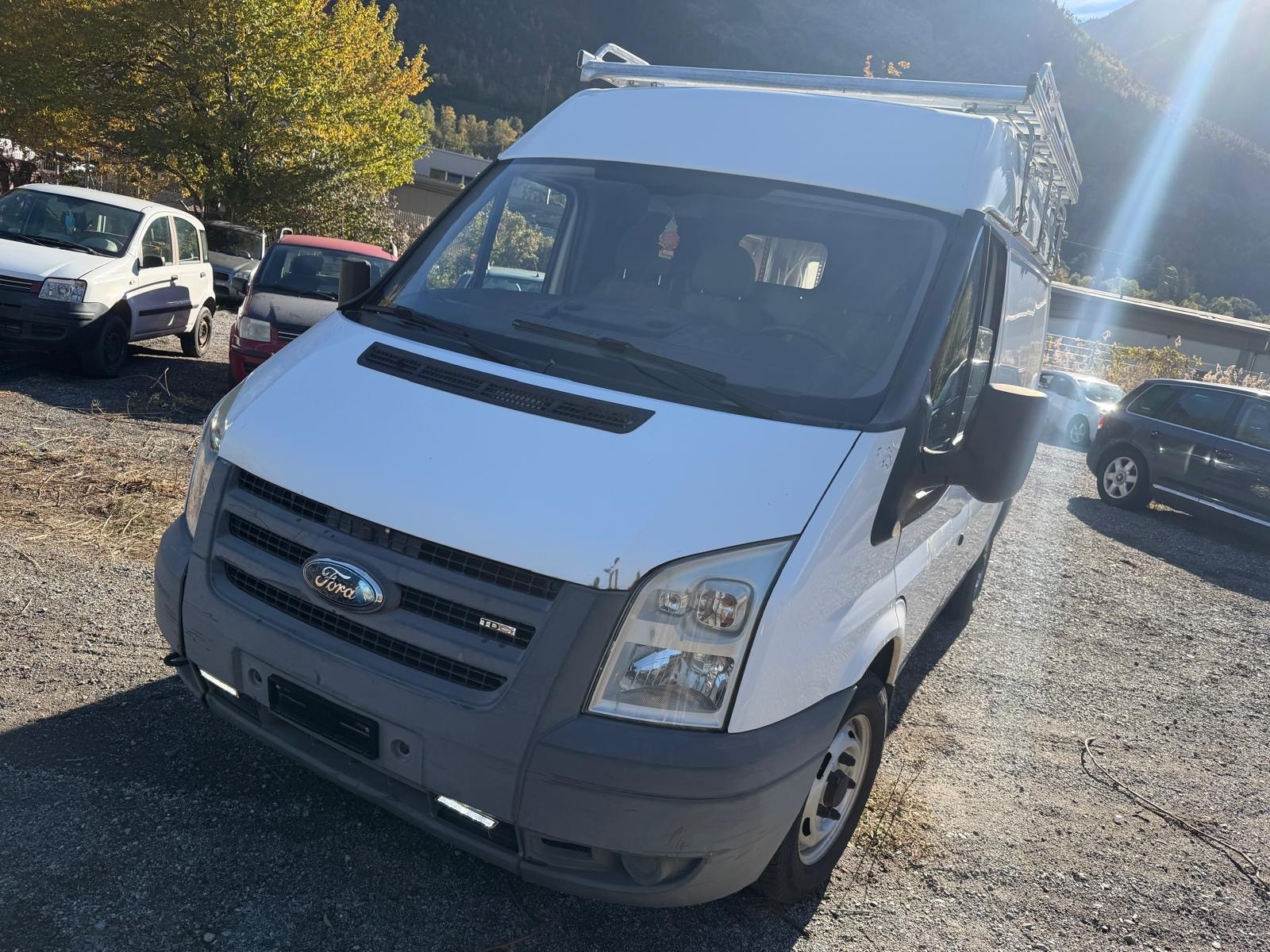 FORD Transit 2.2 TDCi 300 M Trend-image-2