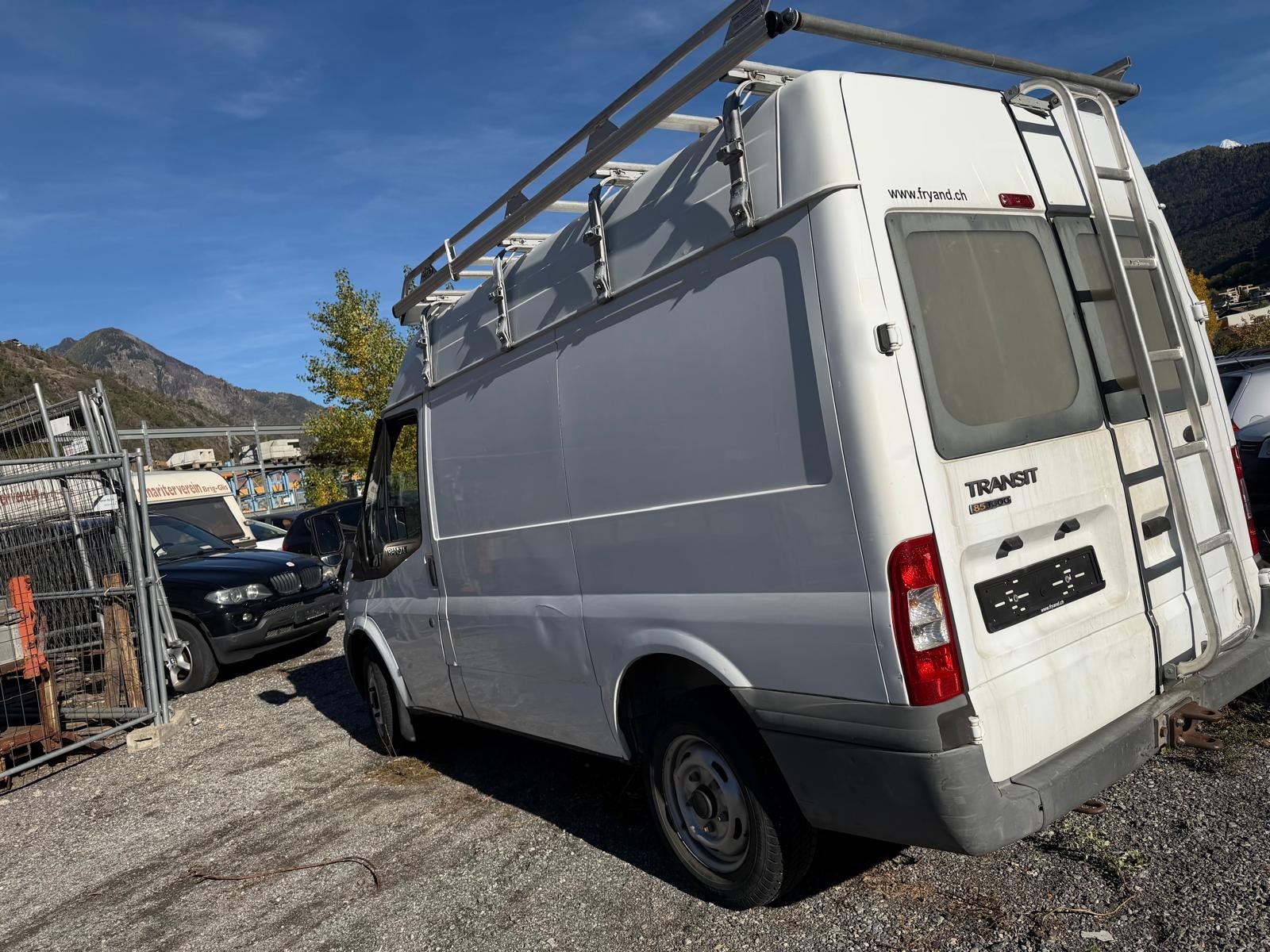 FORD Transit 2.2 TDCi 300 M Trend-image-3