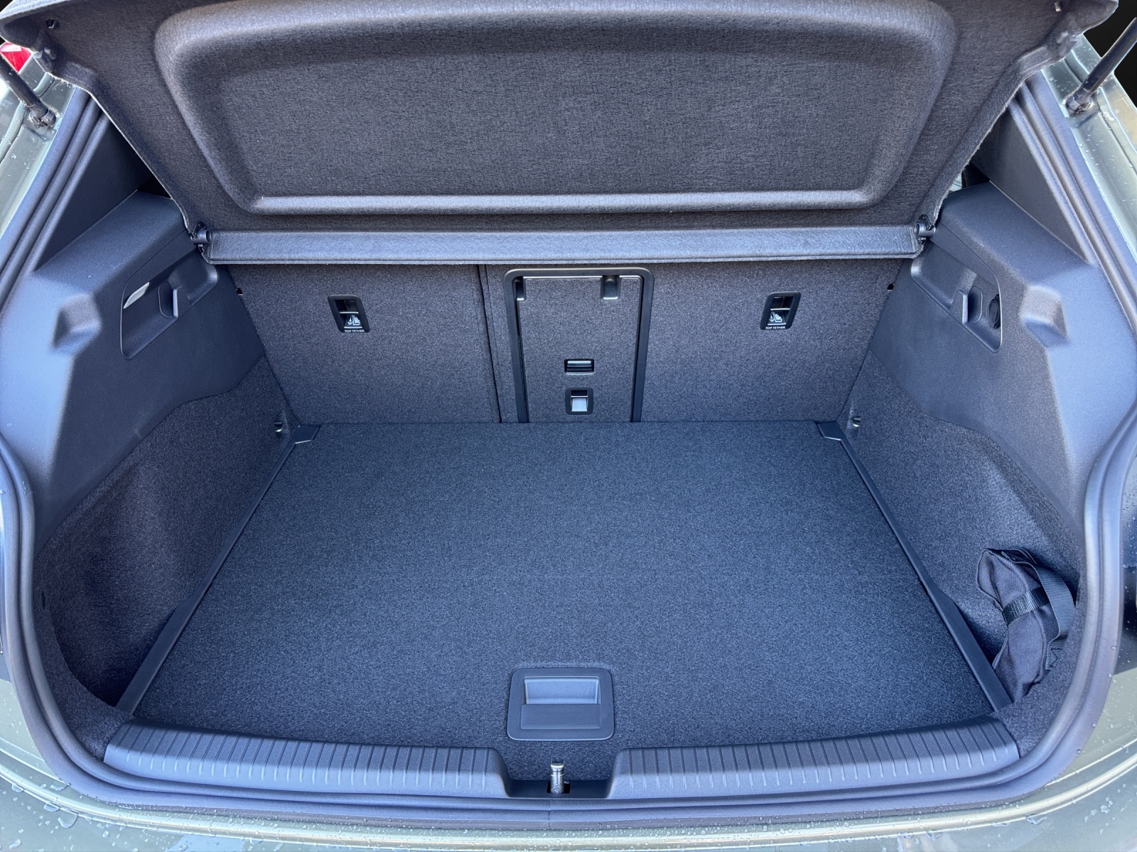 VW ID.3 Neo 50 kWh 170PS Life-image-13