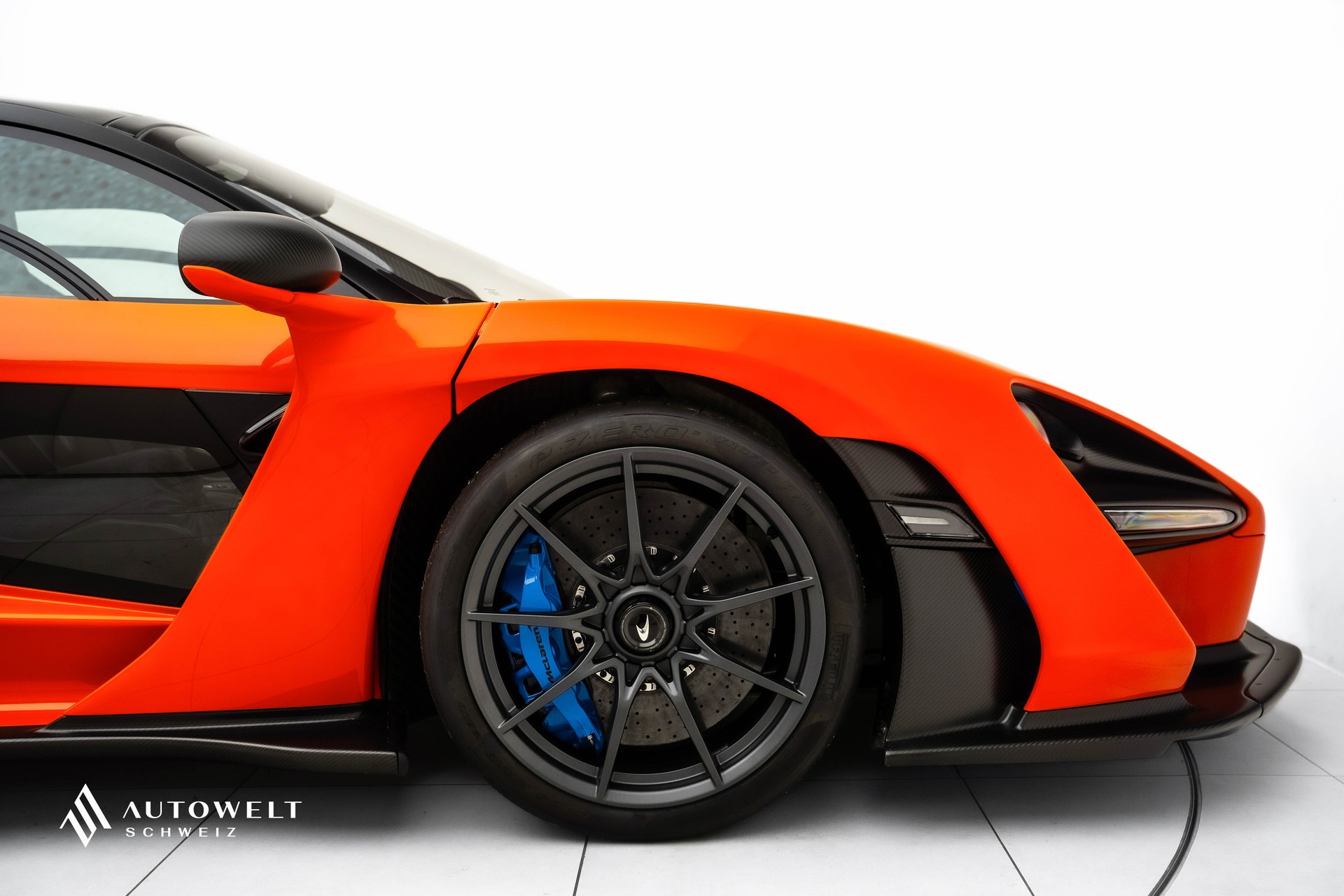 McLAREN SENNA-image-1