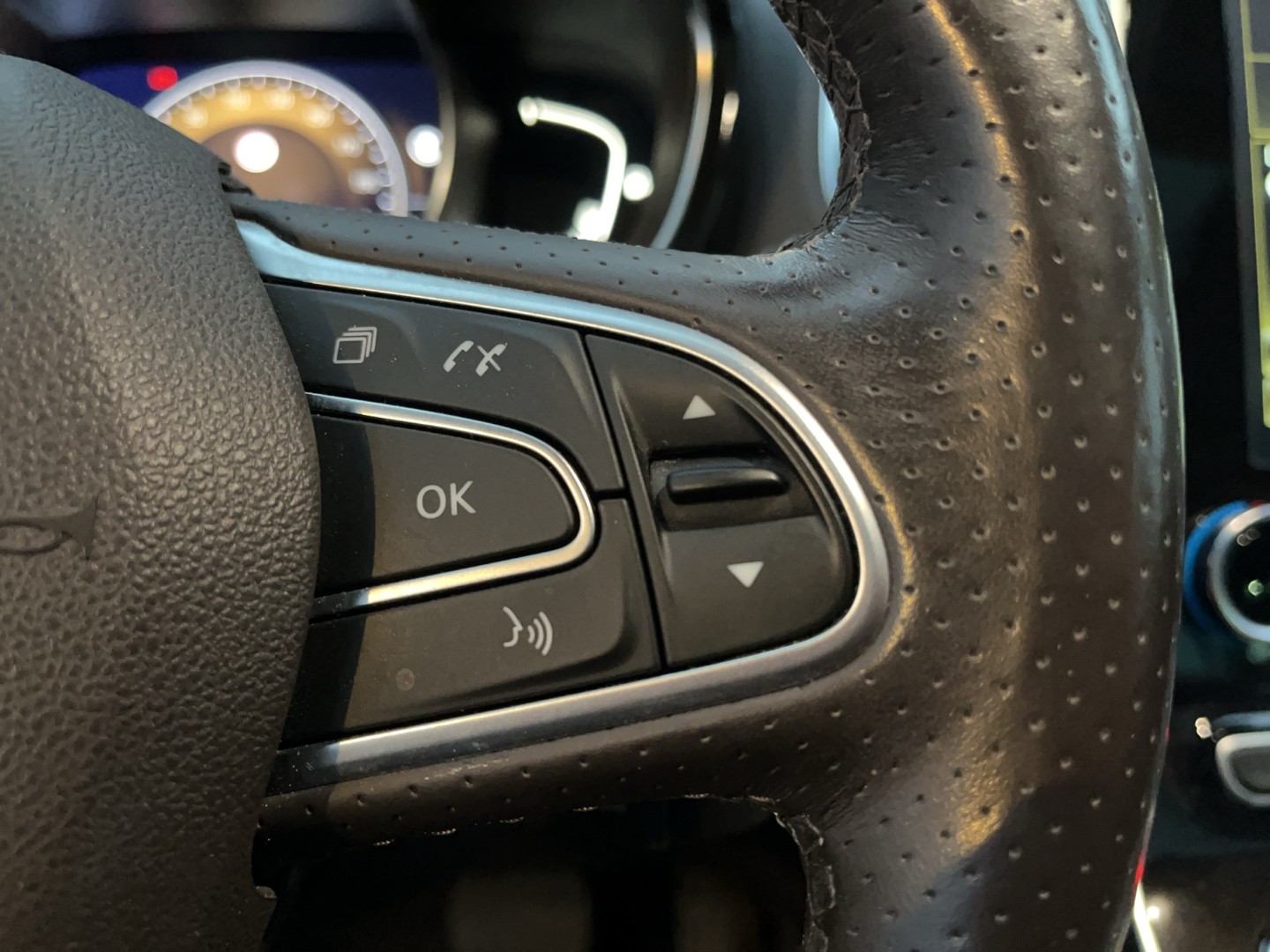 RENAULT Espace 2.0 dCi Initiale EDC-image-15