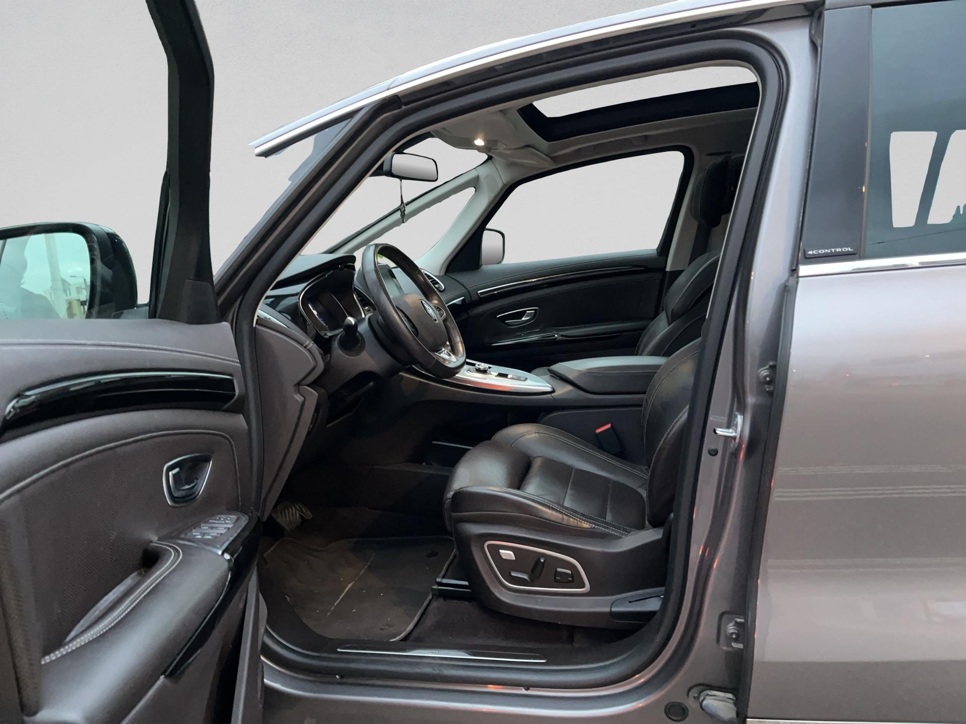 RENAULT Espace 2.0 dCi Initiale EDC-image-31