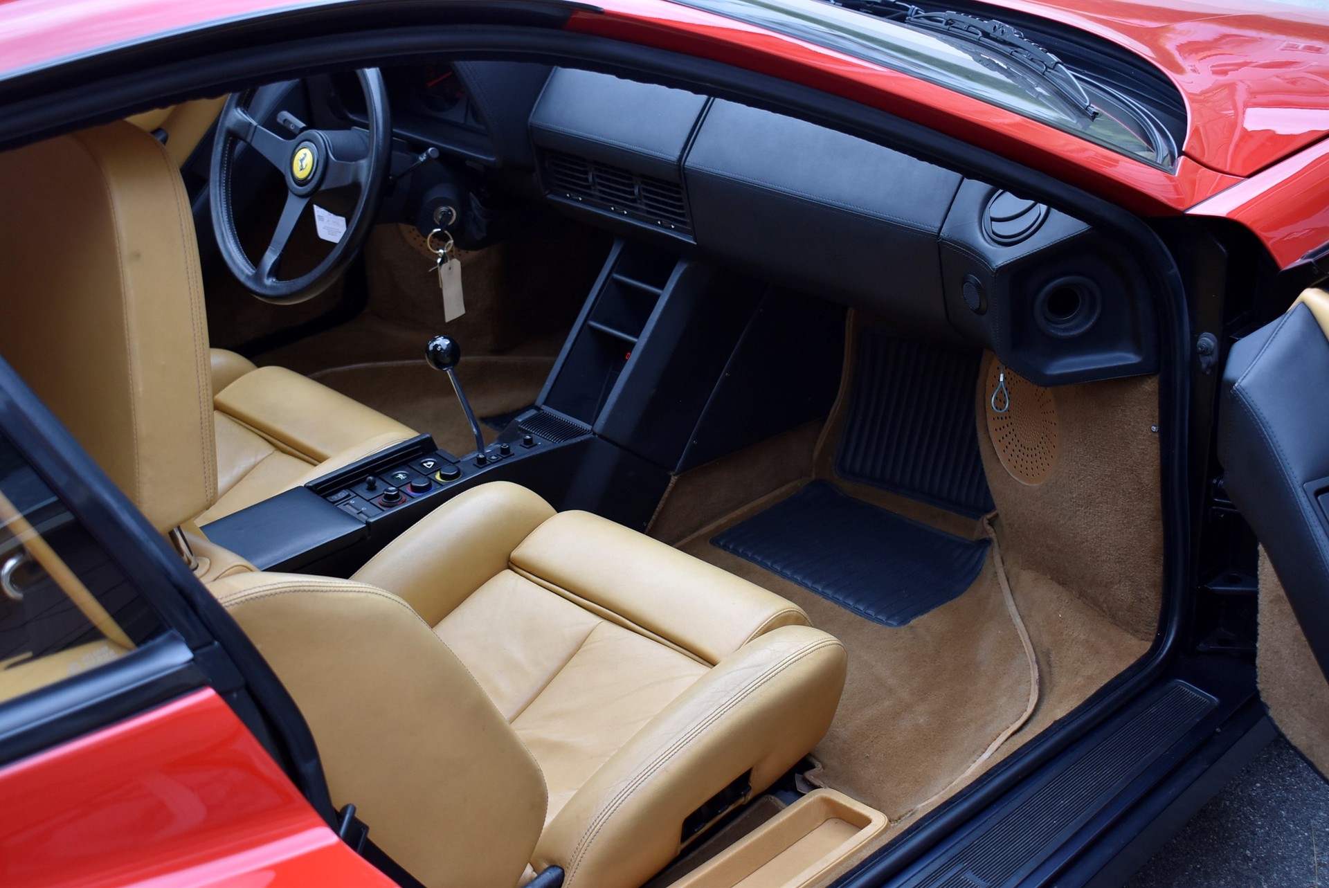 FERRARI Testarossa-image-8