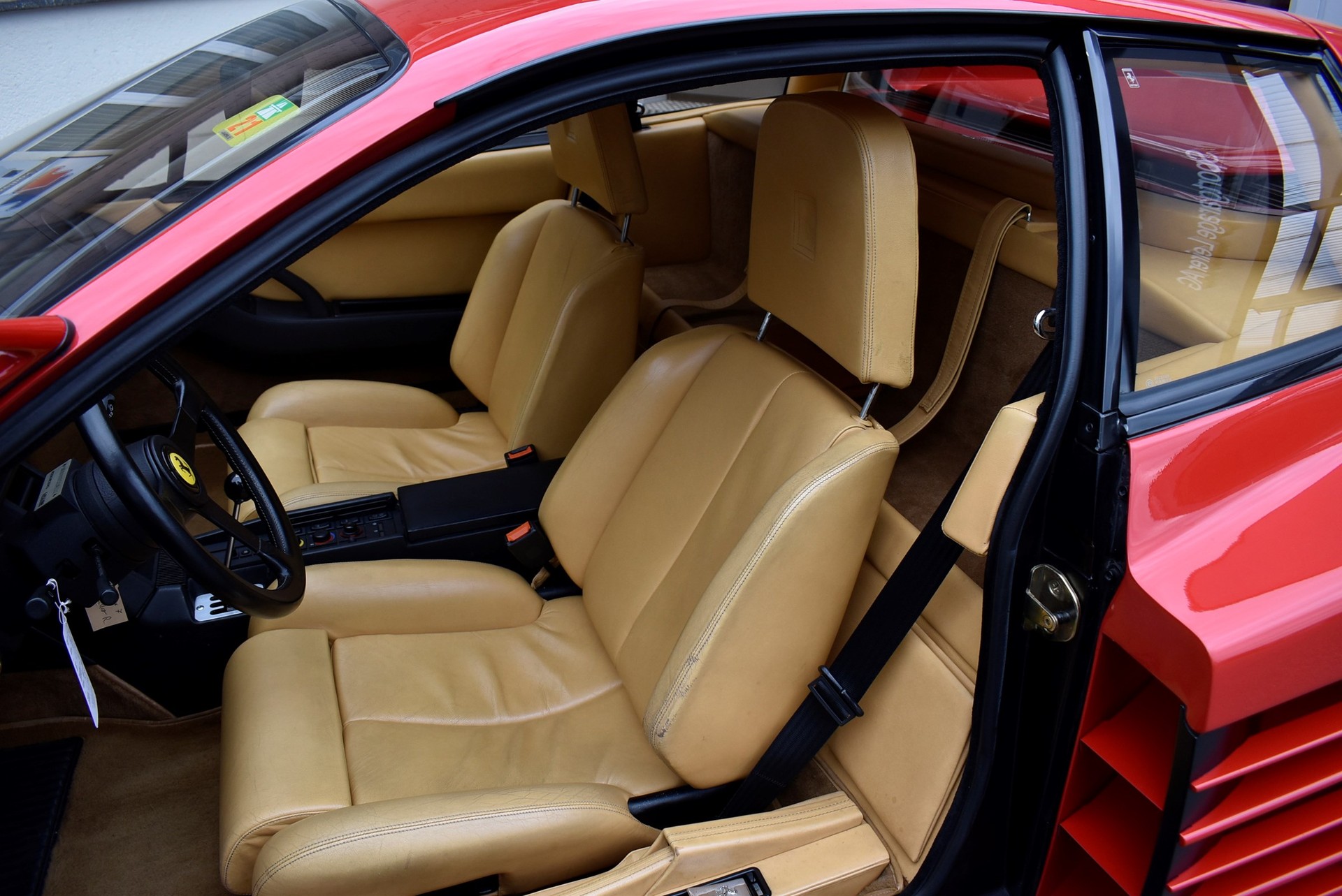 FERRARI Testarossa-image-9