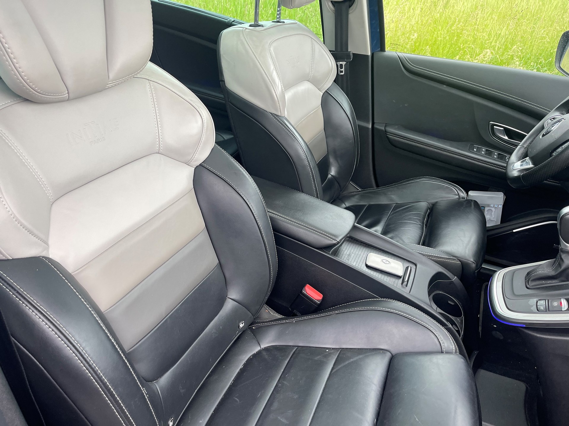 RENAULT Grand Scénic 1.3 16V Turbo Intens EDC-image-8
