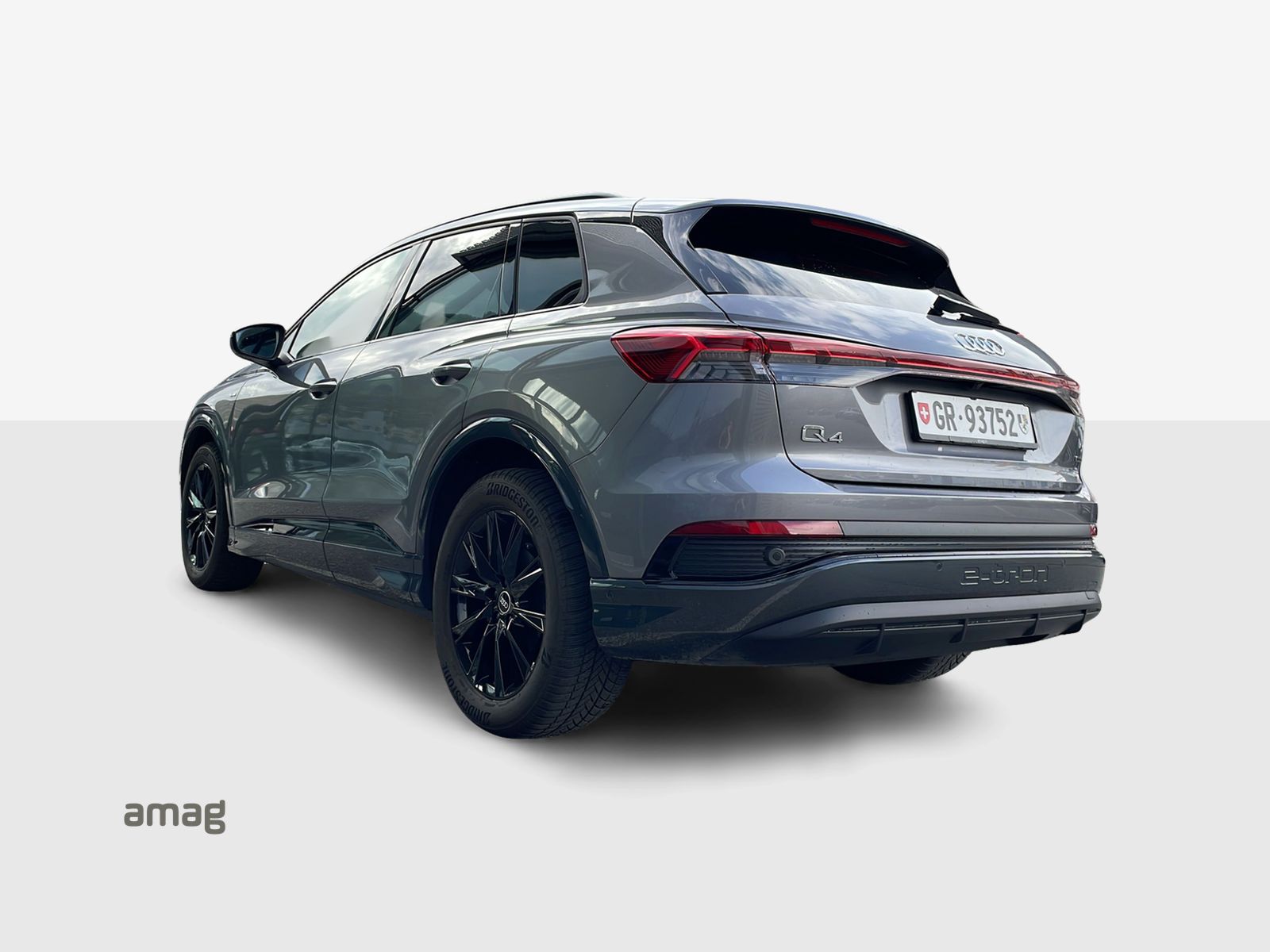 AUDI Q4 e-tron 50 quattro-image-2