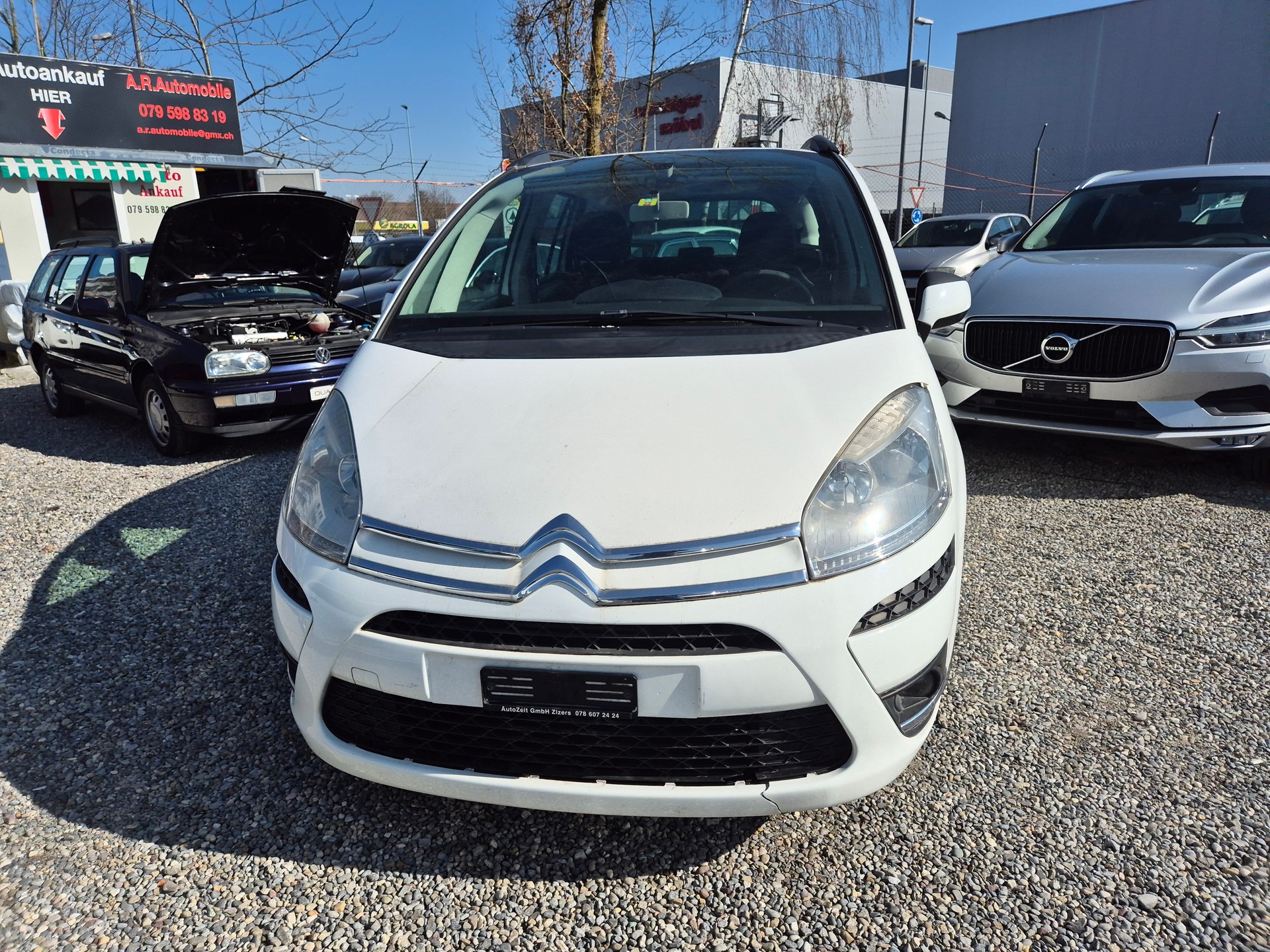 CITROEN Grand C4 Picasso 1.6i 16V Attraction-image-0