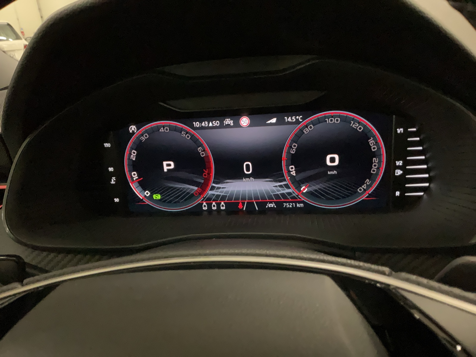 SKODA Scala 1.5 TSI Monte Carlo DSG-image-13