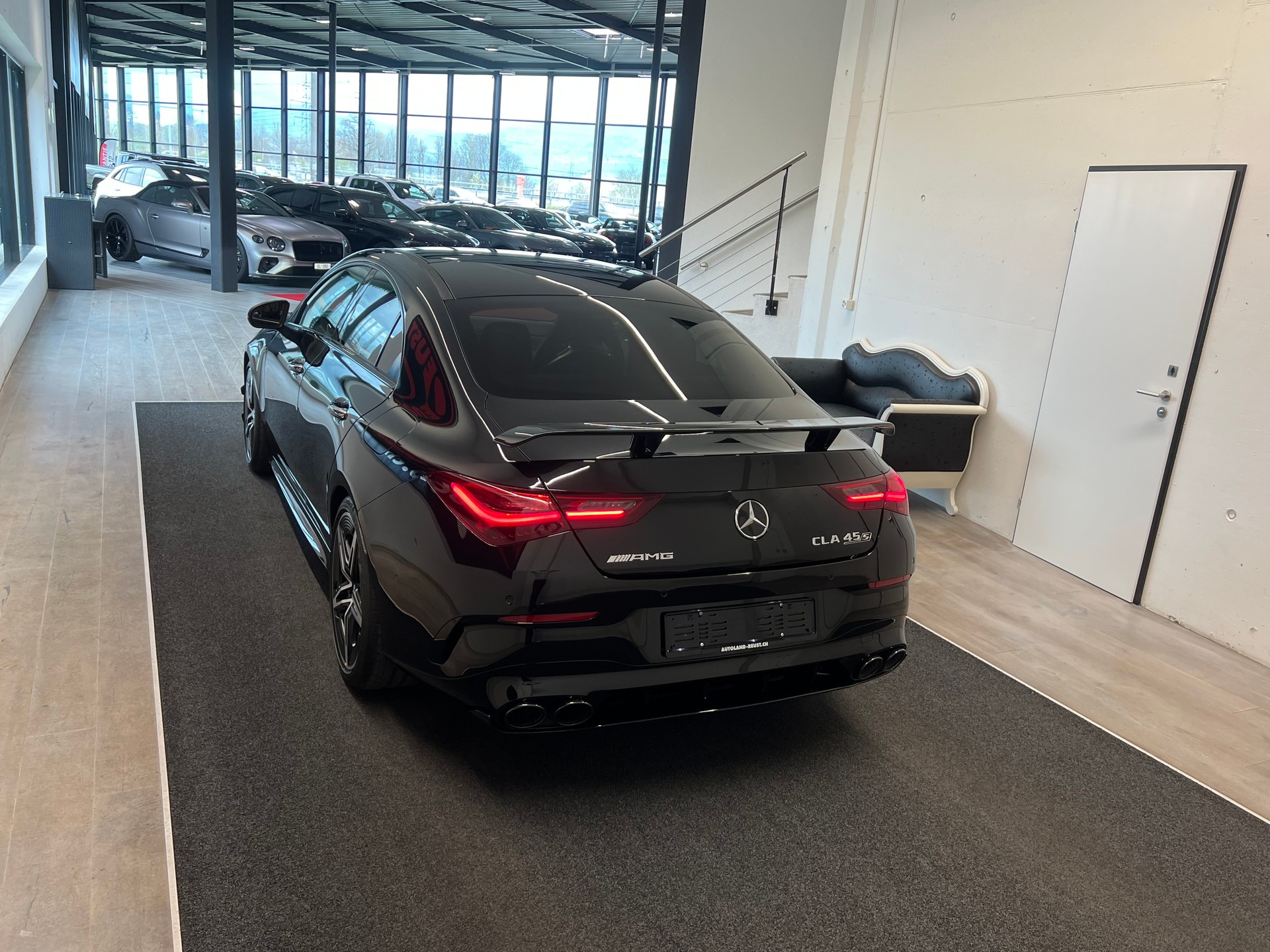 MERCEDES-BENZ CLA 45 S AMG 4Matic+ 8G-DCT-image-8