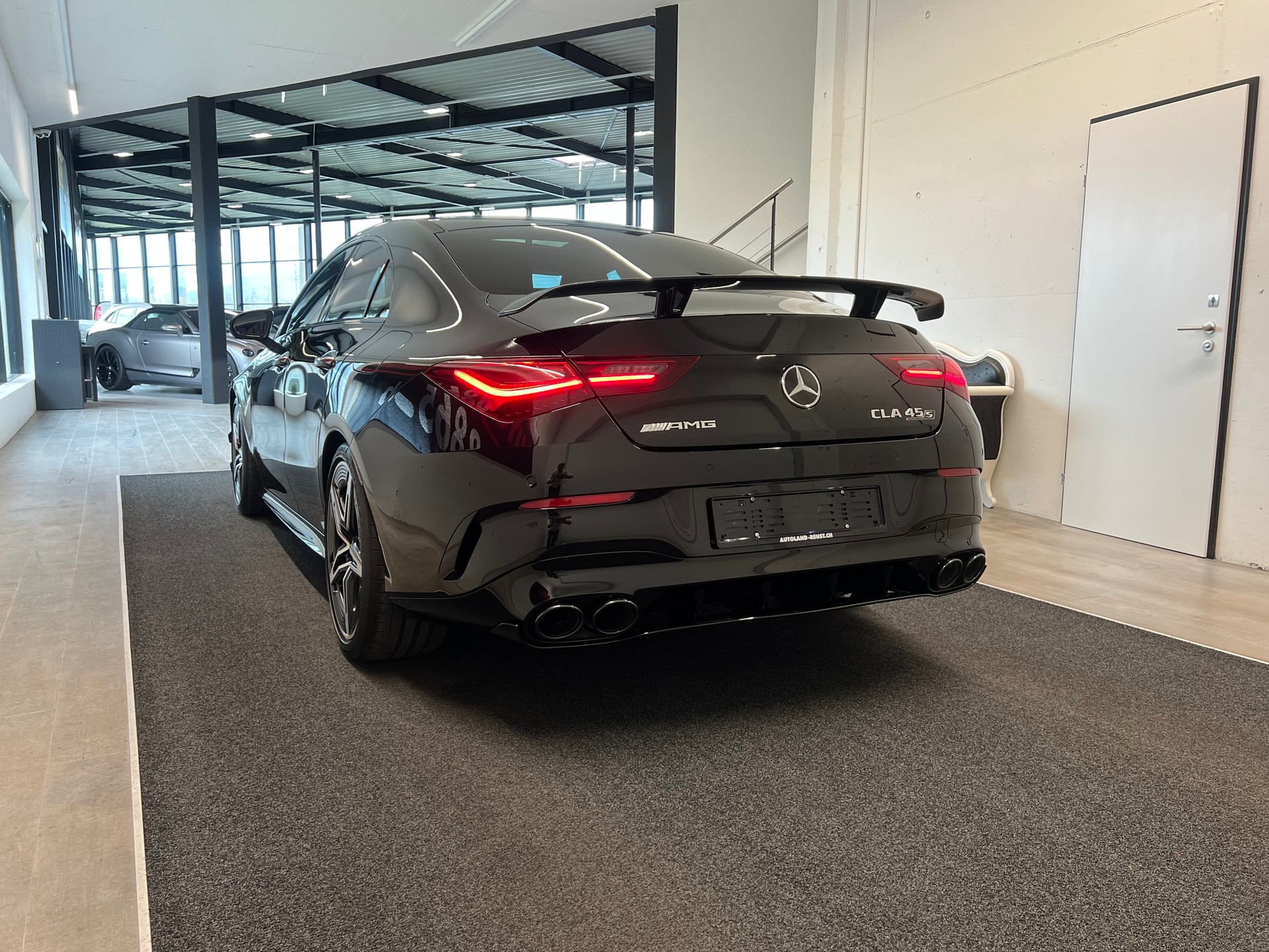 MERCEDES-BENZ CLA 45 S AMG 4Matic+ 8G-DCT-image-7