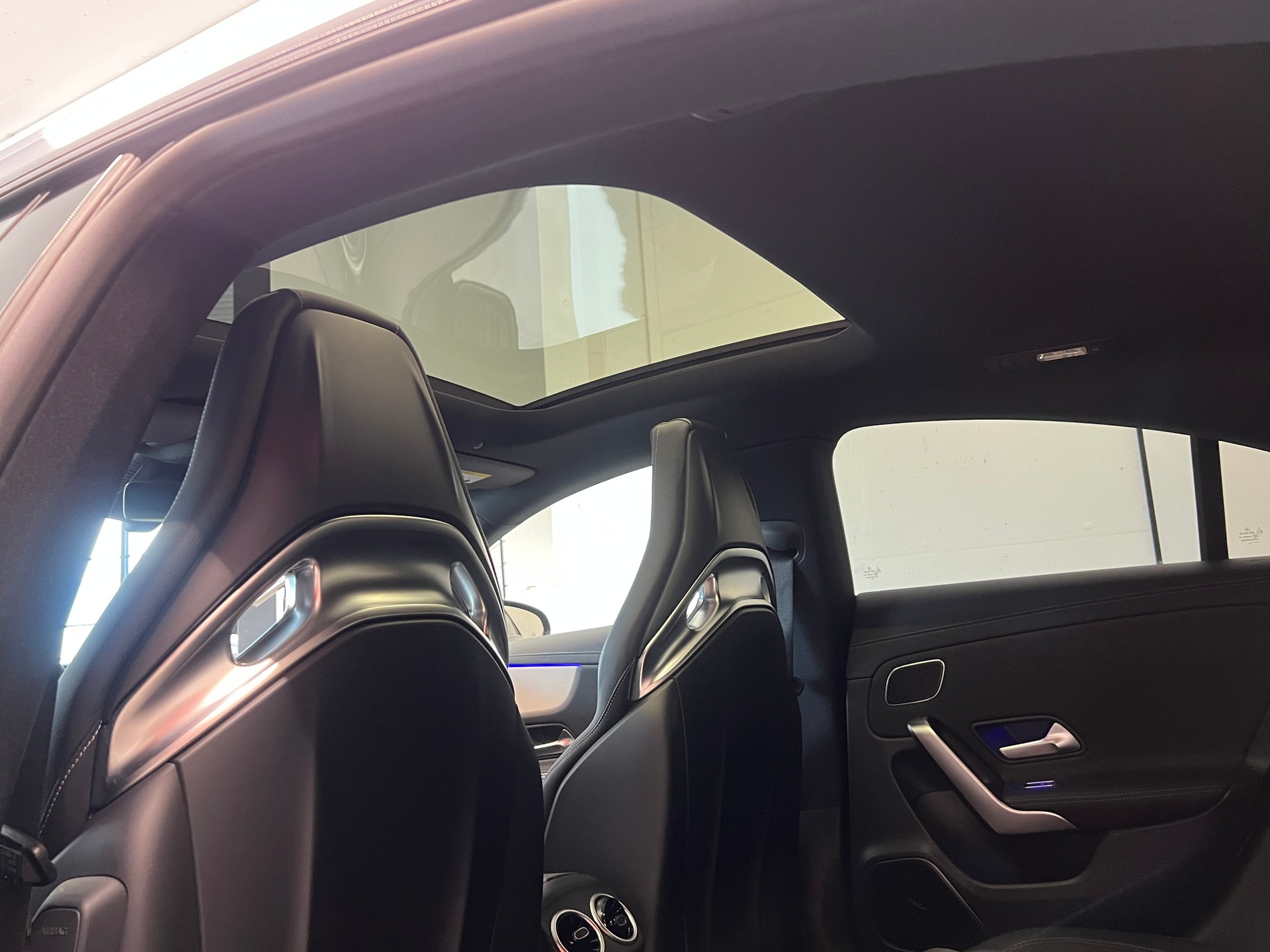 MERCEDES-BENZ CLA 45 S AMG 4Matic+ 8G-DCT-image-17
