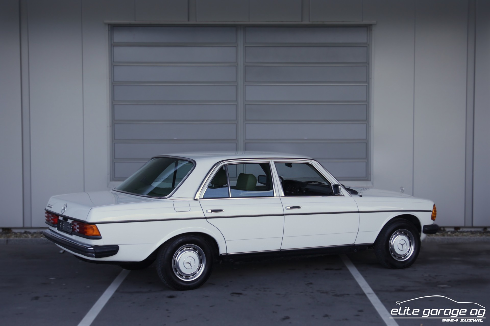 MERCEDES-BENZ 300 D VETERANENFAHRZEUG-image-4