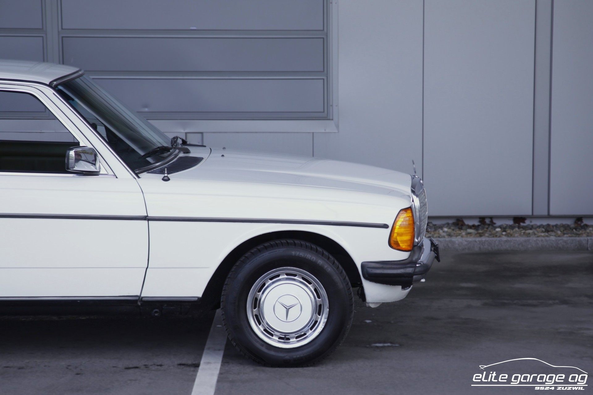 MERCEDES-BENZ 300 D VETERANENFAHRZEUG-image-9
