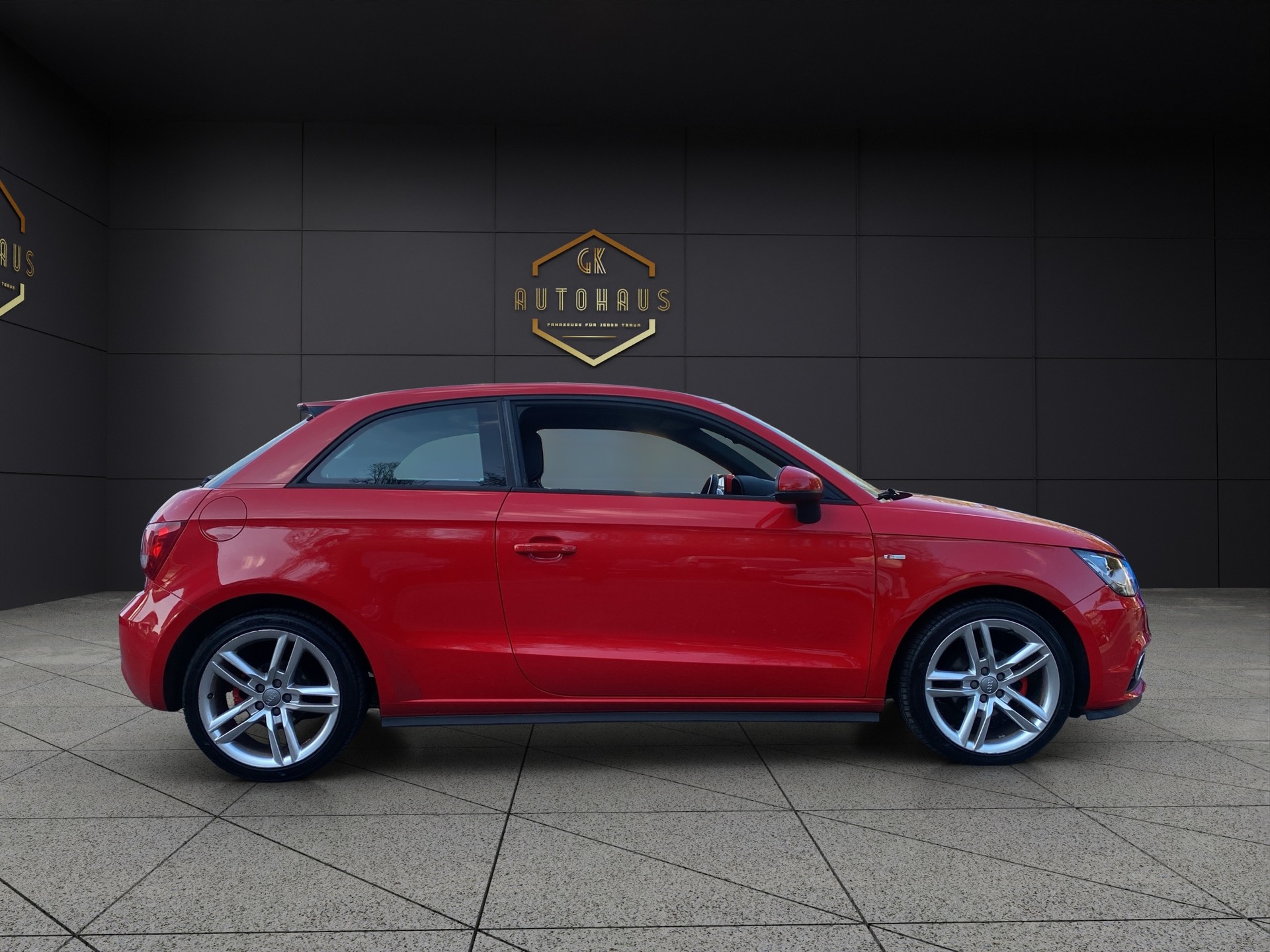 AUDI A1 Sportback 1.6 TDI Ambition-image-5