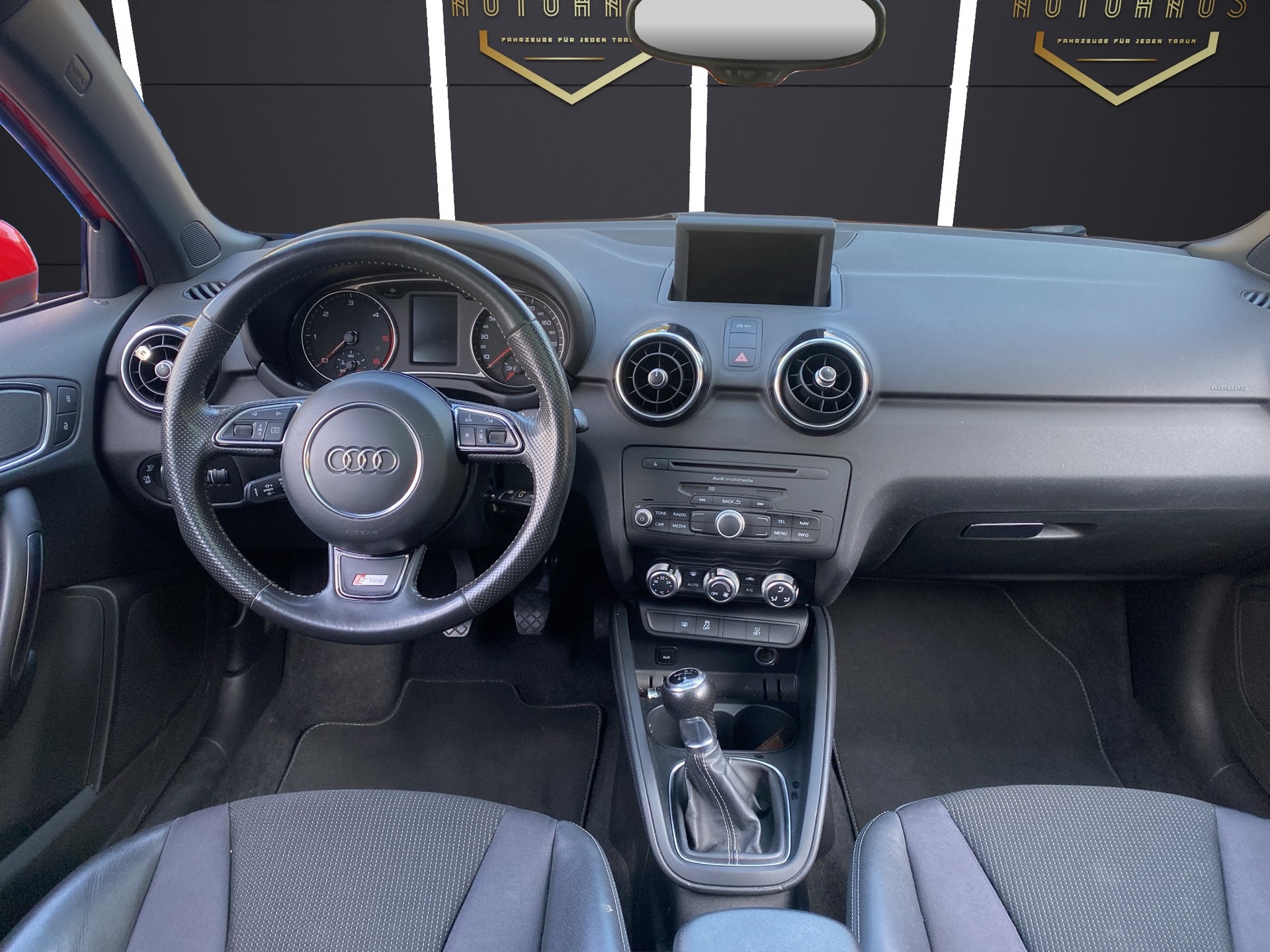 AUDI A1 Sportback 1.6 TDI Ambition-image-9