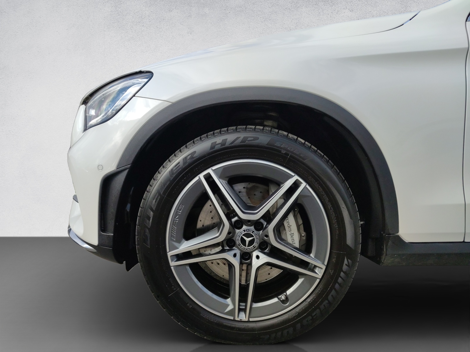 MERCEDES-BENZ GLC 300 AMG Line 4Matic-image-6