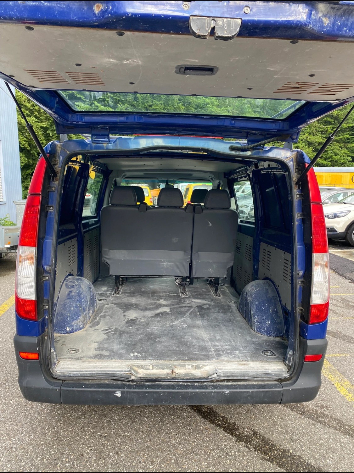 MERCEDES-BENZ Vito 111 CDI L-image-8