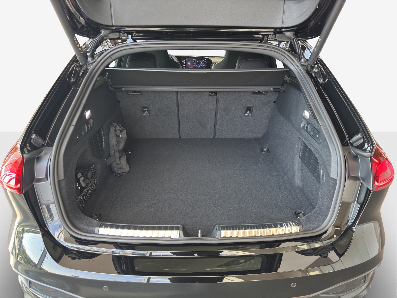 AUDI S5 Avant TFSI quattro S tronic-image-12