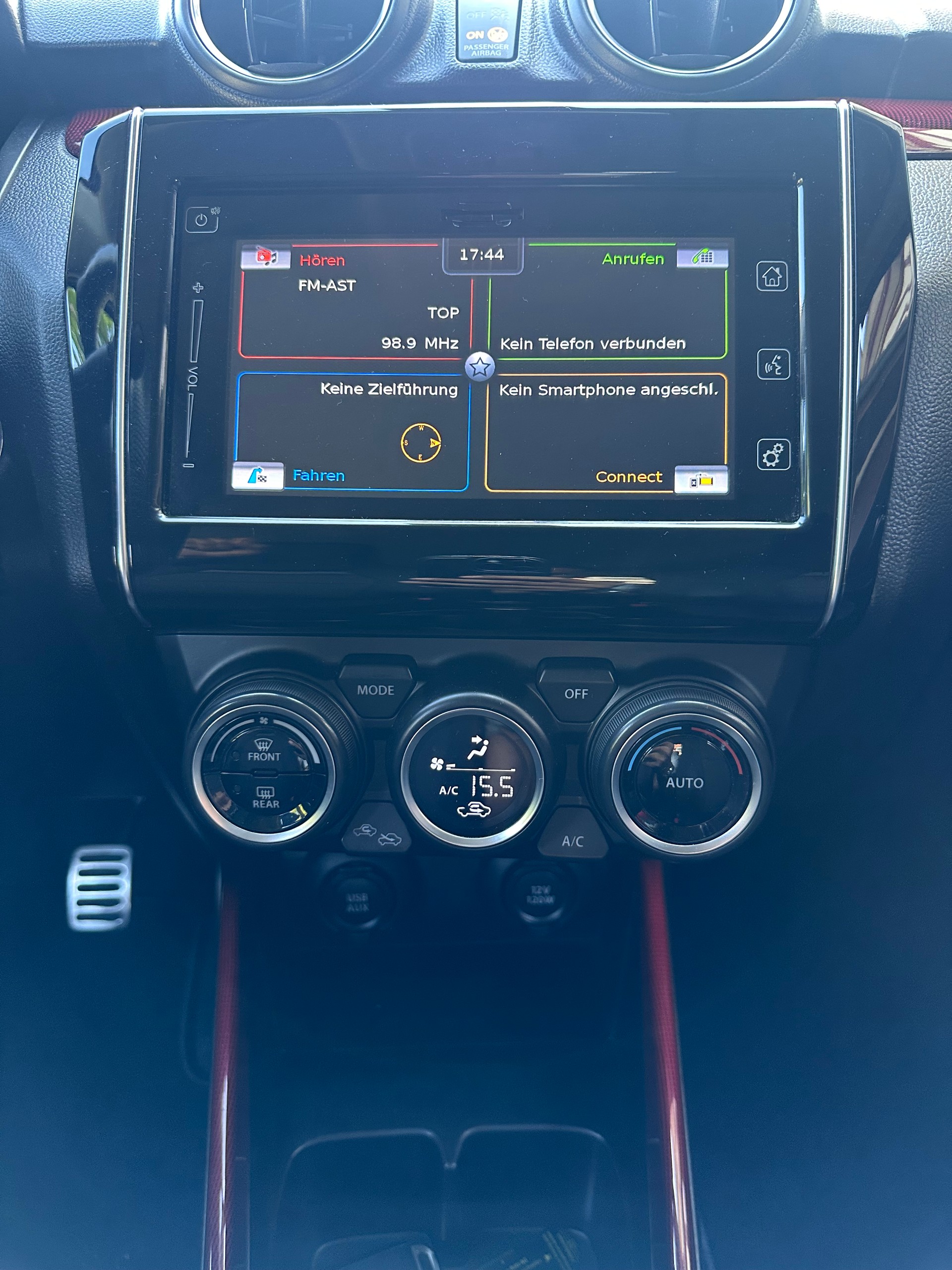 SUZUKI Swift Sport 1.4i 16V Compact Top-image-9