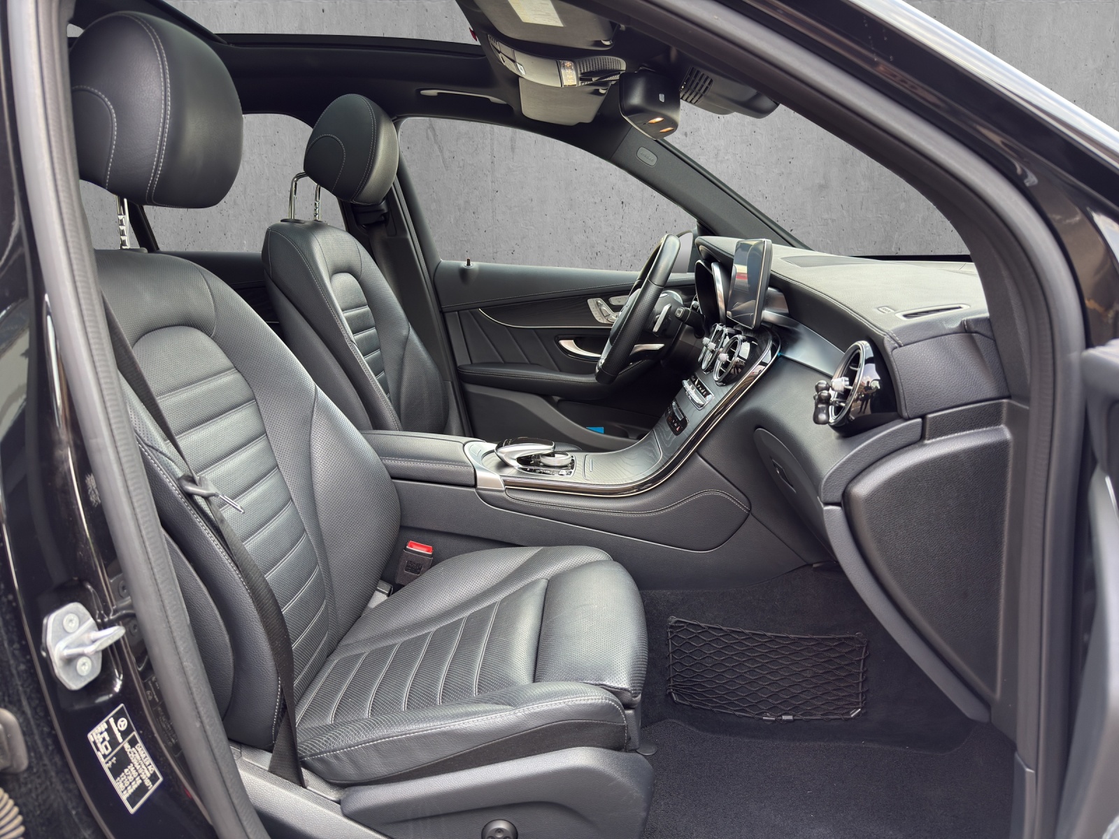 MERCEDES-BENZ GLC 43 AMG 4Matic 9G-Tronic-image-11