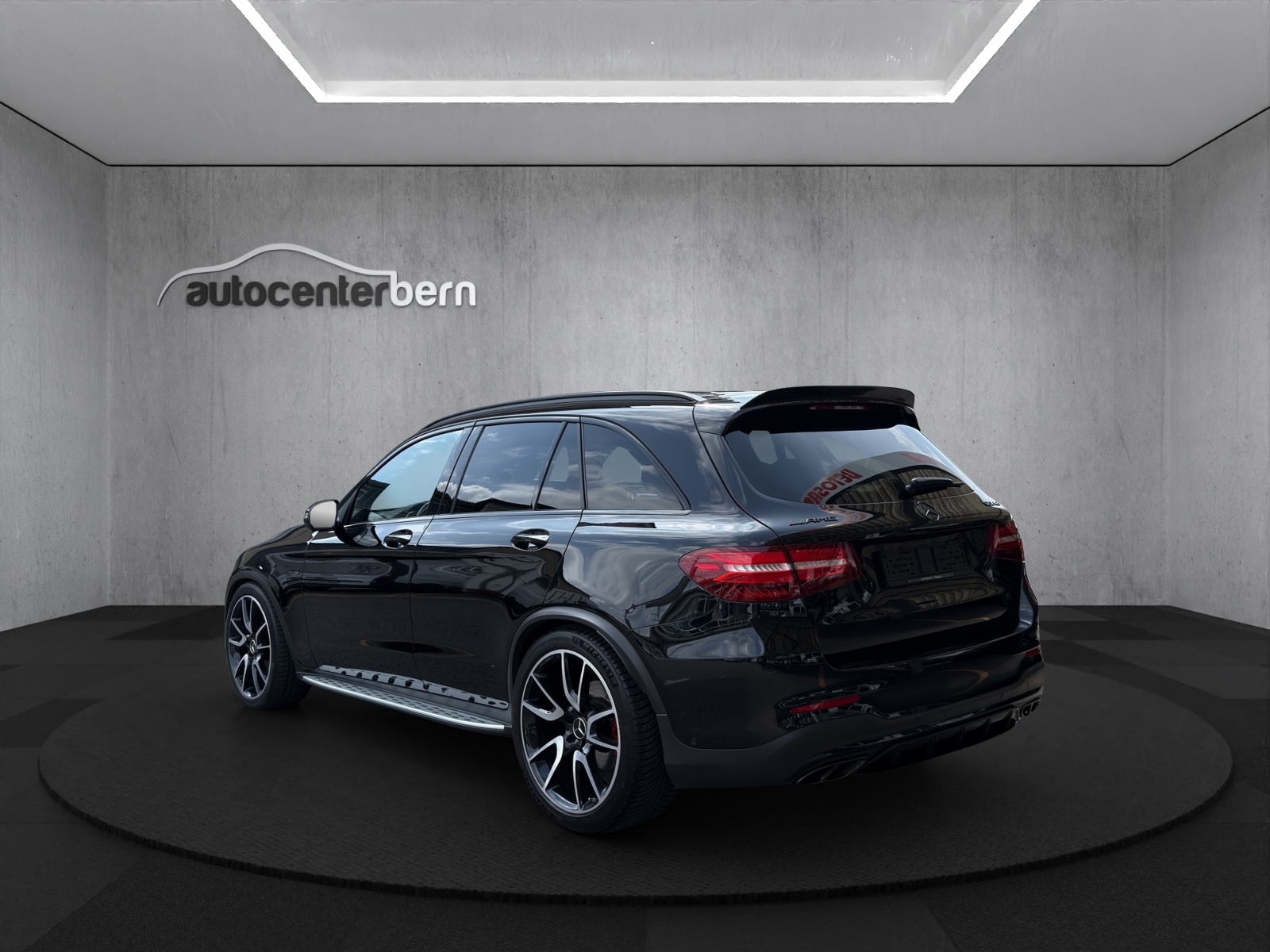 MERCEDES-BENZ GLC 43 AMG 4Matic 9G-Tronic-image-4