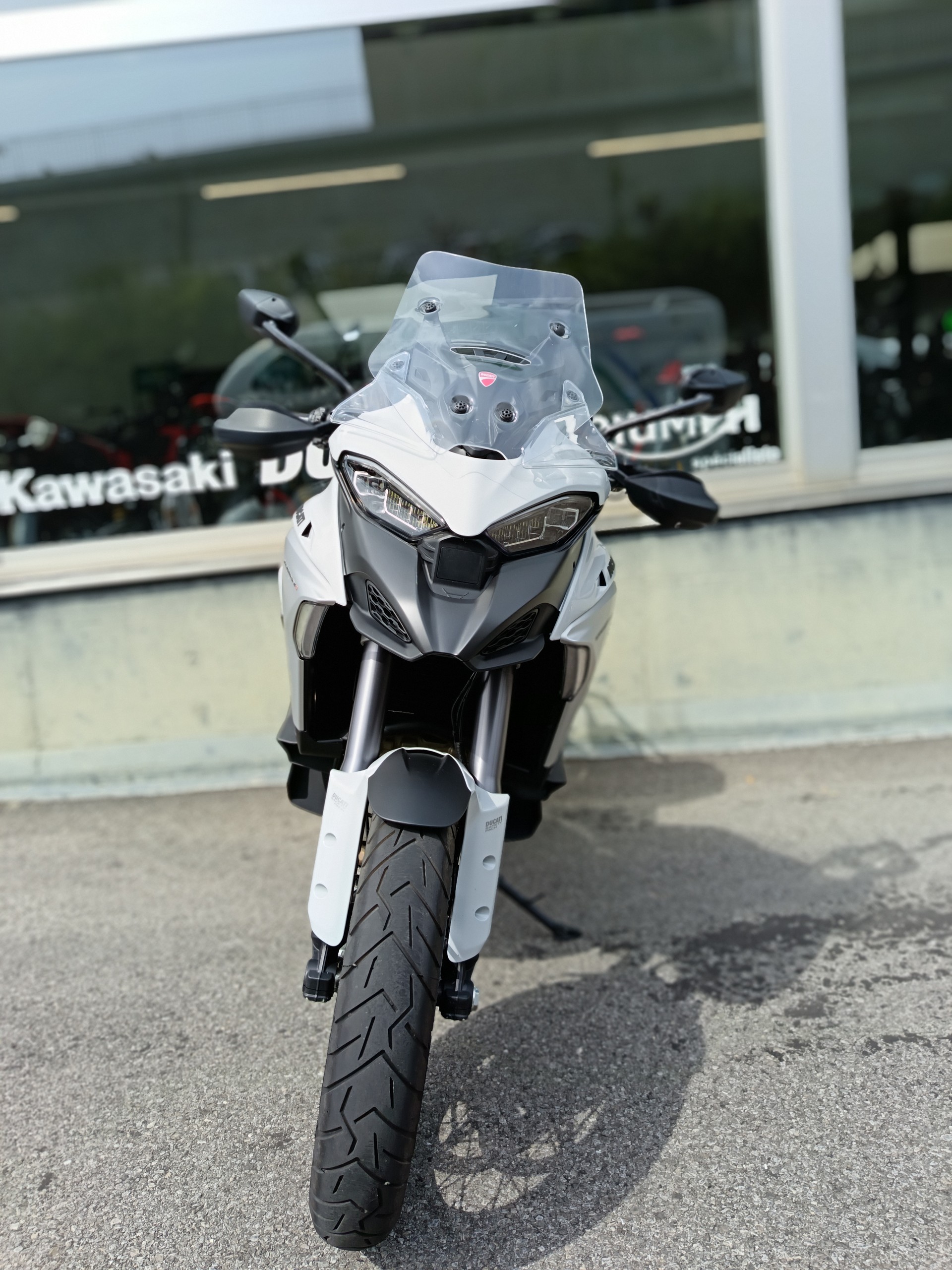 DUCATI Multistrada V4 S Radar Speichen Felgen-showroom-element-3