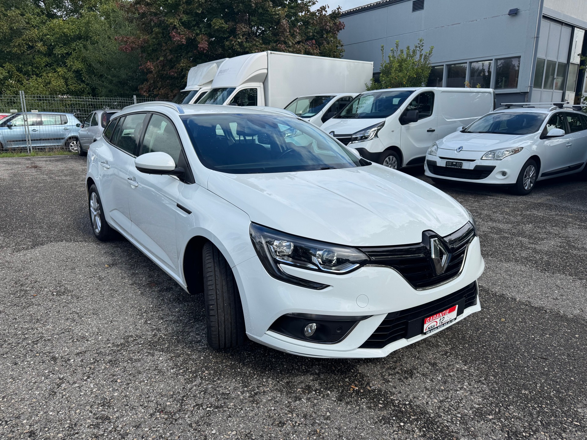 RENAULT Mégane Grandtour 1.5 dCi Business EDC * Gr. Navi * Klima-auto * PDC V+H * Tempomat * Frisch Ab MFK-image-5