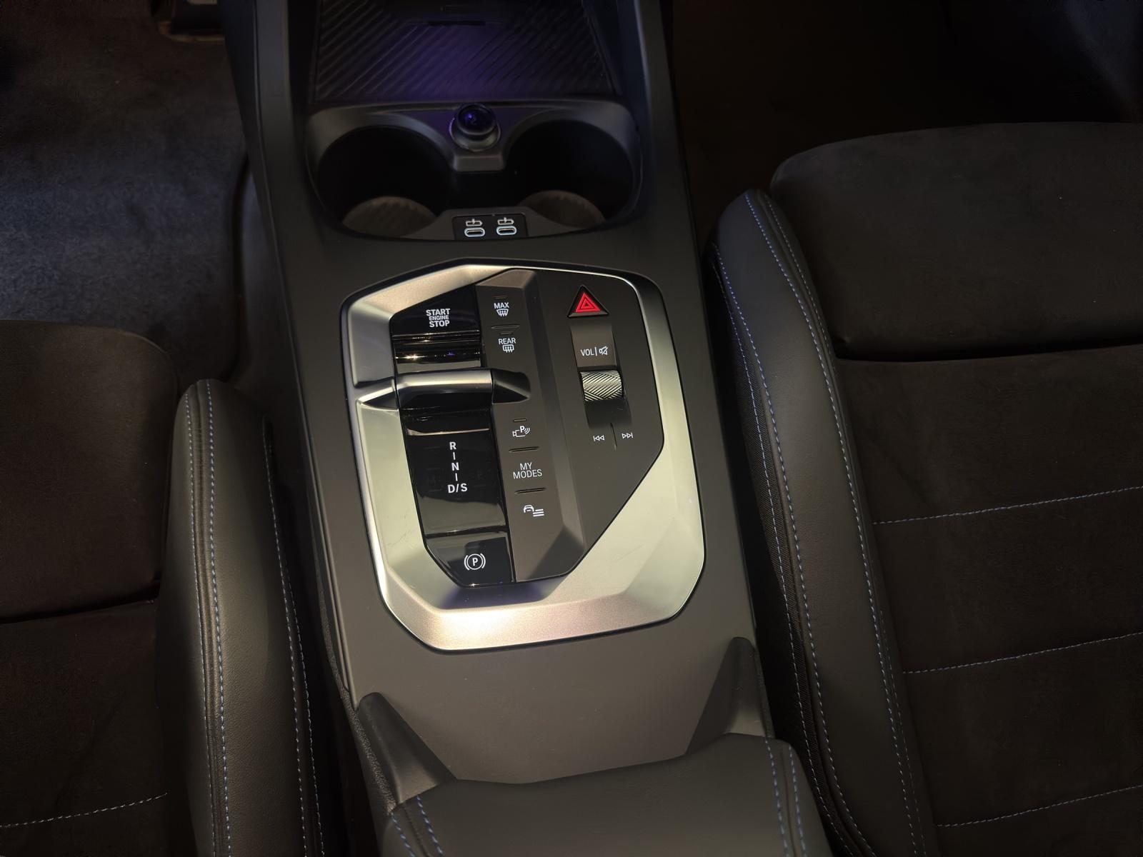 BMW M135i xDrive M Sportpaket Pro-image-13