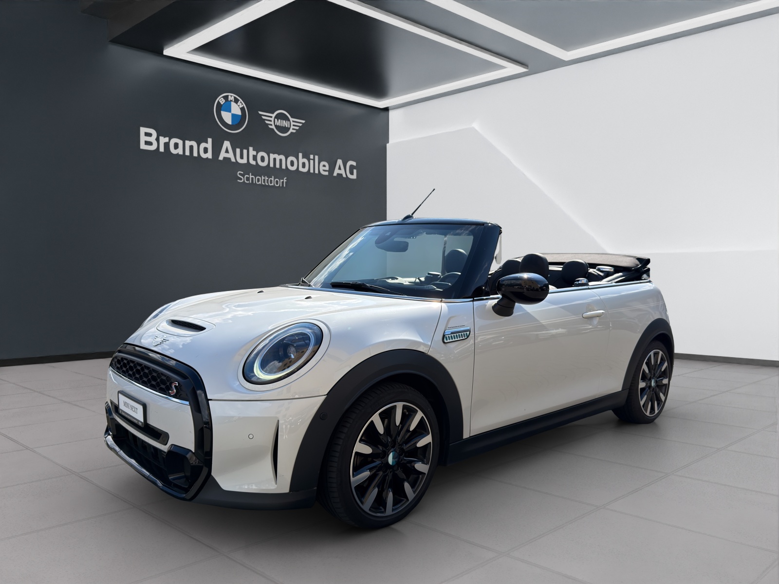 MINI Cabrio F57 2.0i Cooper S SDKG-image-0